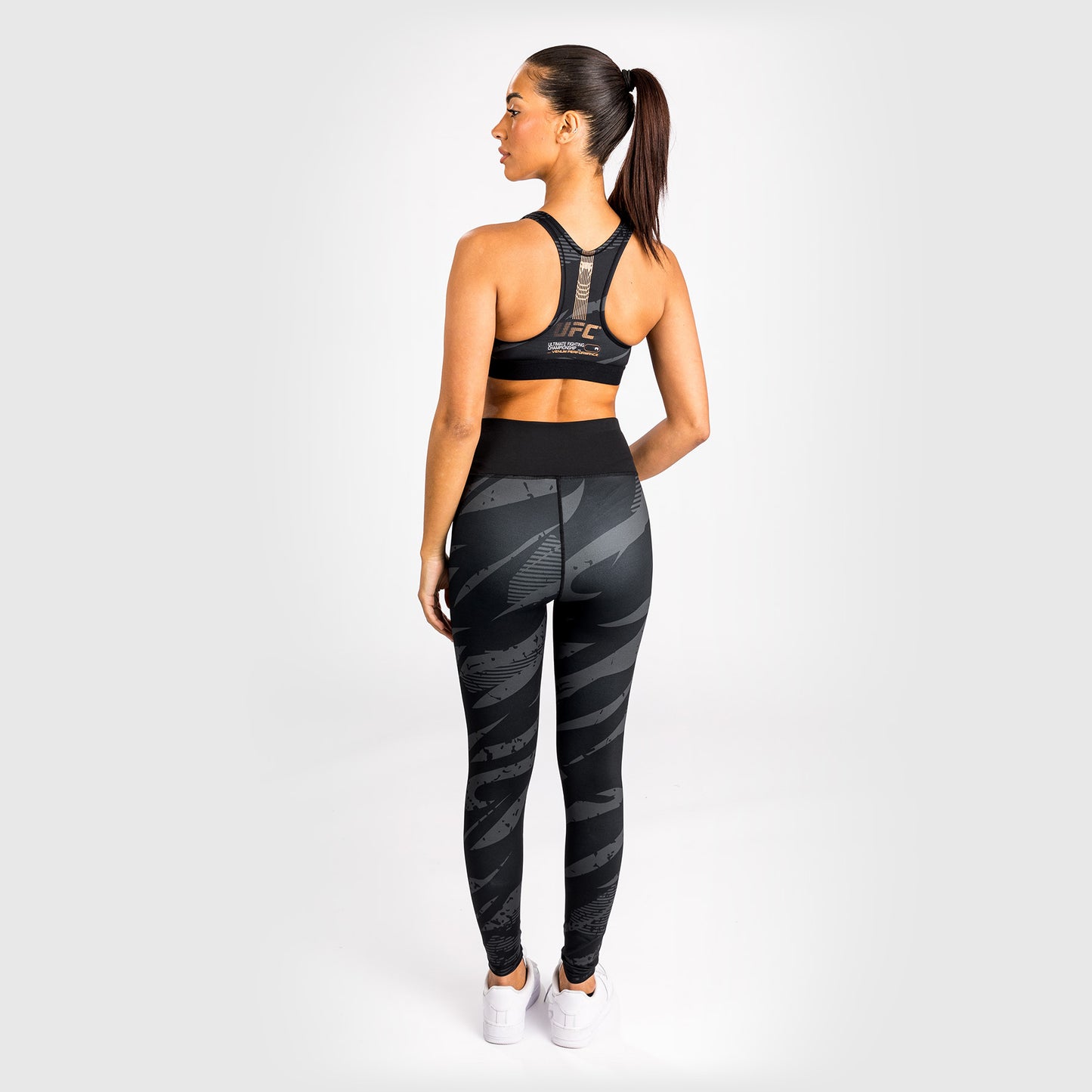 Спортивный Топ Для Женщин UFC Adrenaline By Venum Fight Week - Urban Camo