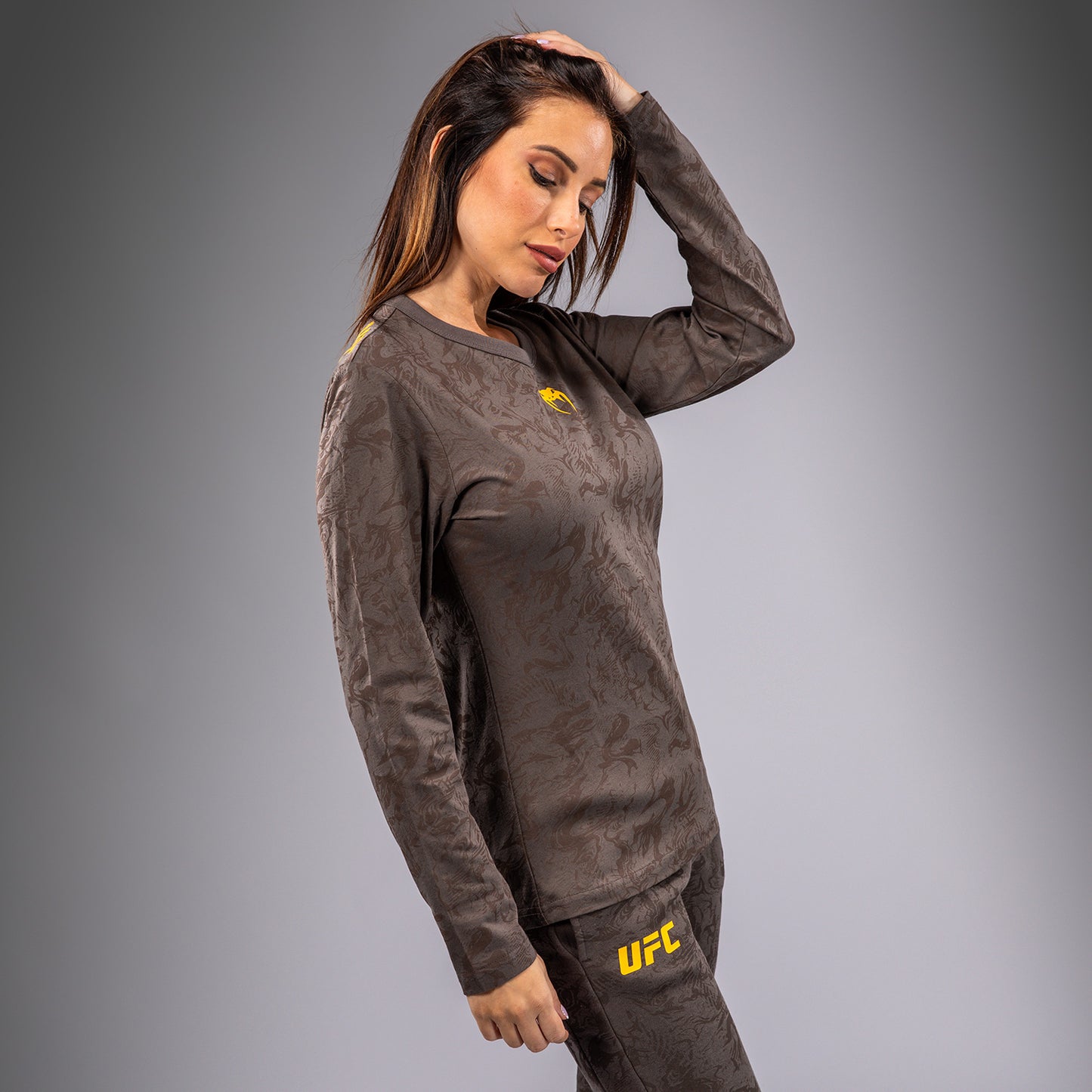 Футболка UFC Fusion by Venum Fight Week с длинным рукавом для женщин - Earthen Brown