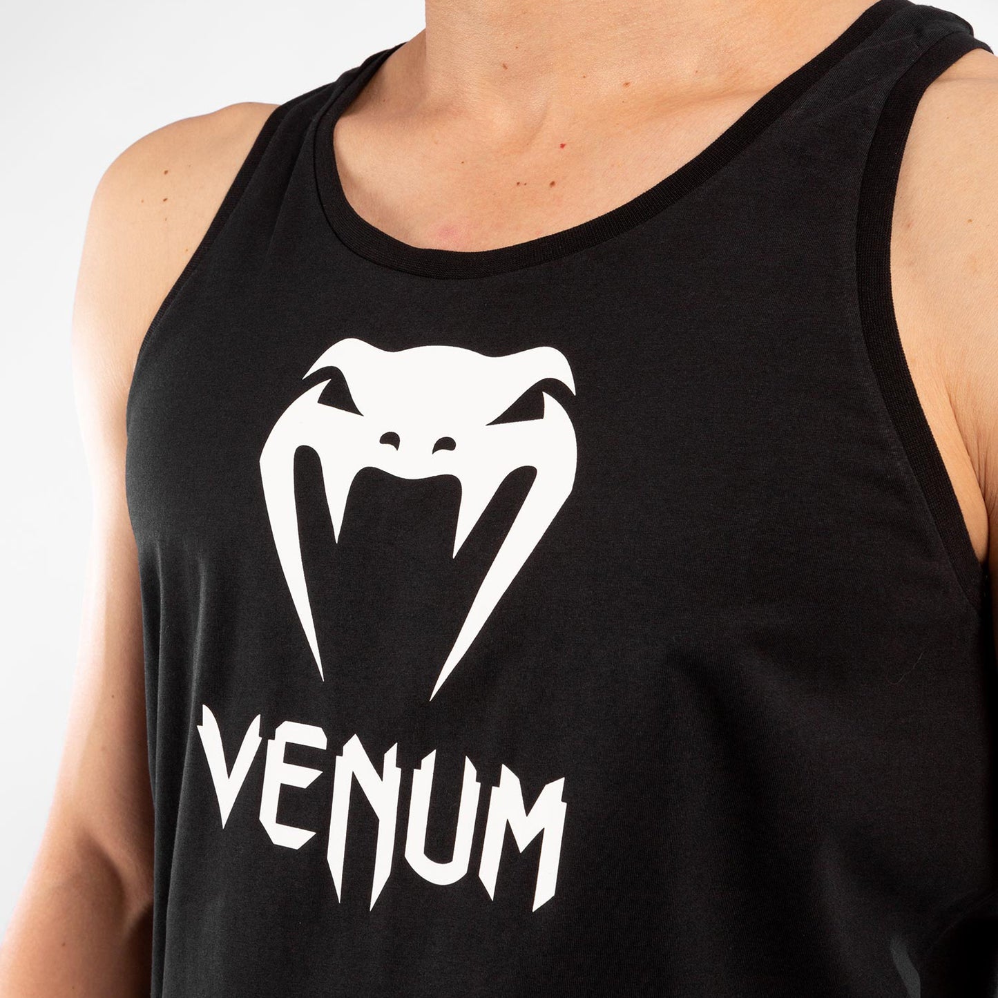 Майка Venum CLASSIC - Черный