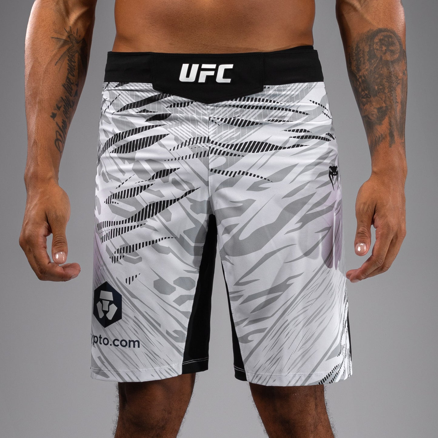 Шорты UFC Fusion by Venum Authentic Fight Night для мужчин - Длинный крой - White