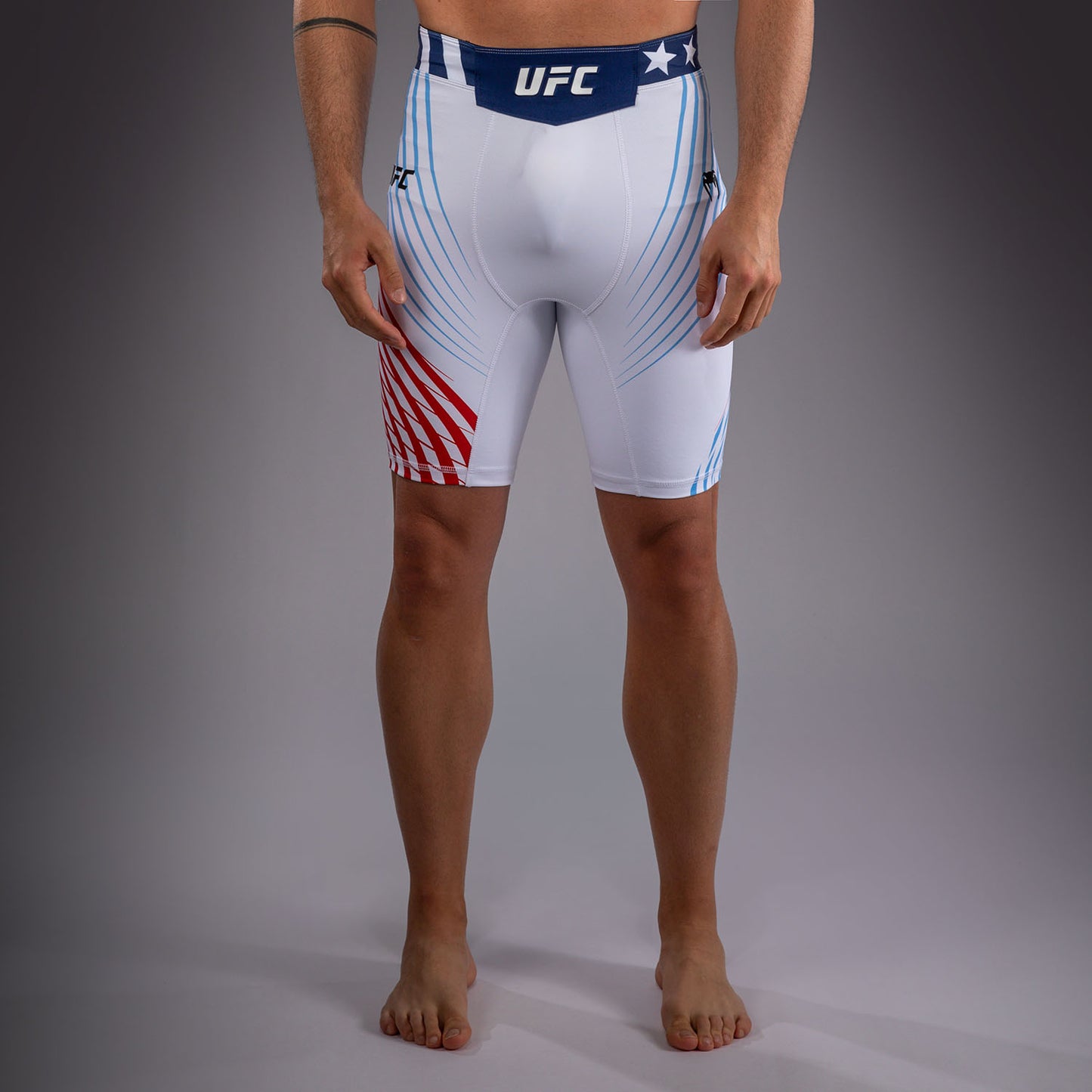 Official UFC Freedom 250 by Venum Authentic Fight Night Шорты Vale Tudo для мужчин - Белый
