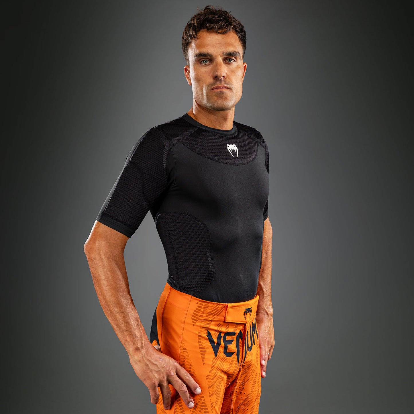 Защитная футболка Venum MX Basics - Черный/Белый