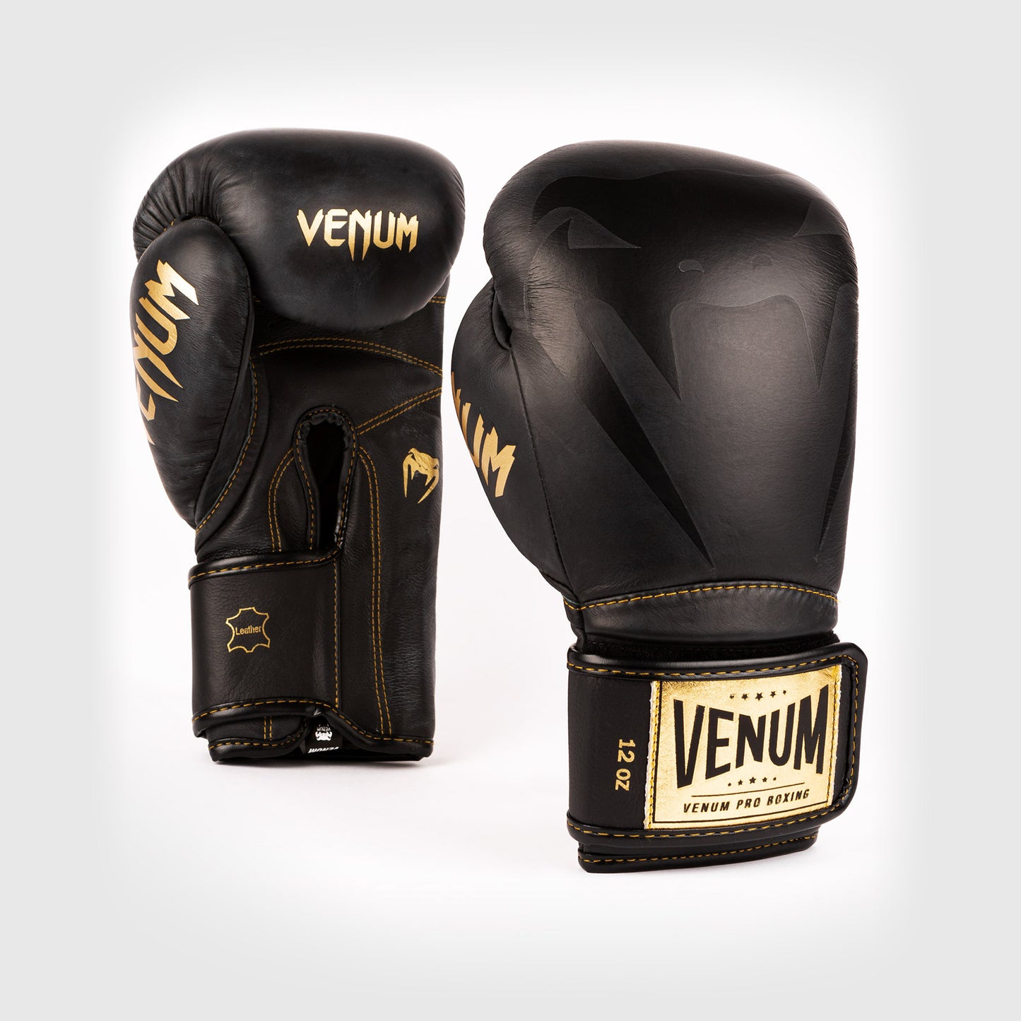 Venum Giant 2.0 Pro Боксерские перчатки на липучке - черный/черно-золотой