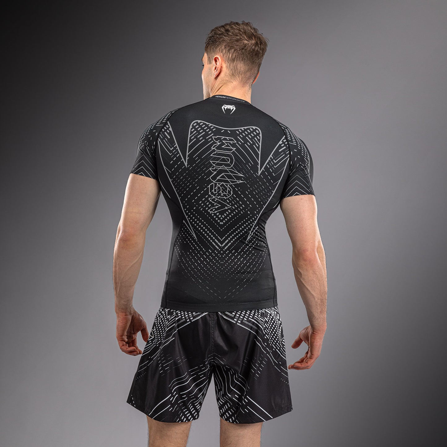 Рашгард с коротким рукавом Venum Midnight Fury – Чёрный/Серый/Серебристый