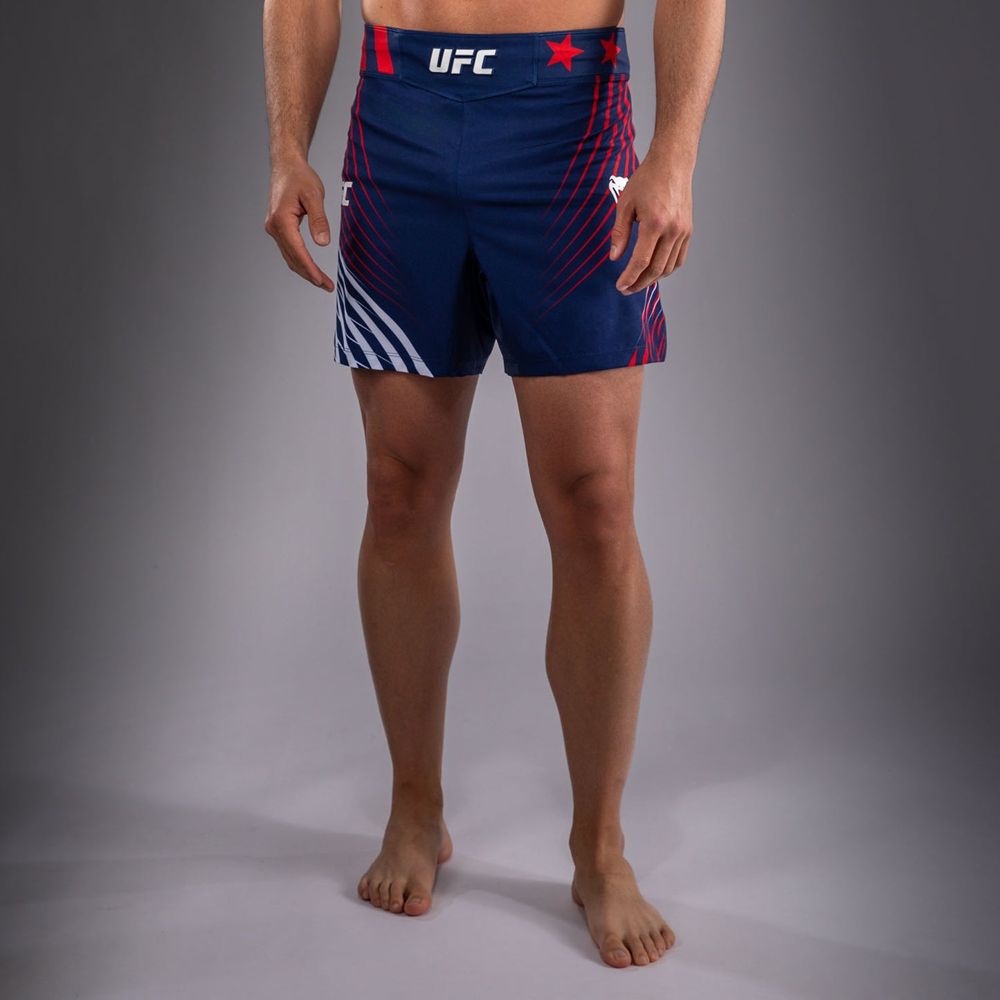 Official UFC Freedom 250 by Venum Authentic Fight Night Бойцовские шорты короткого кроя для мужчин - Синий