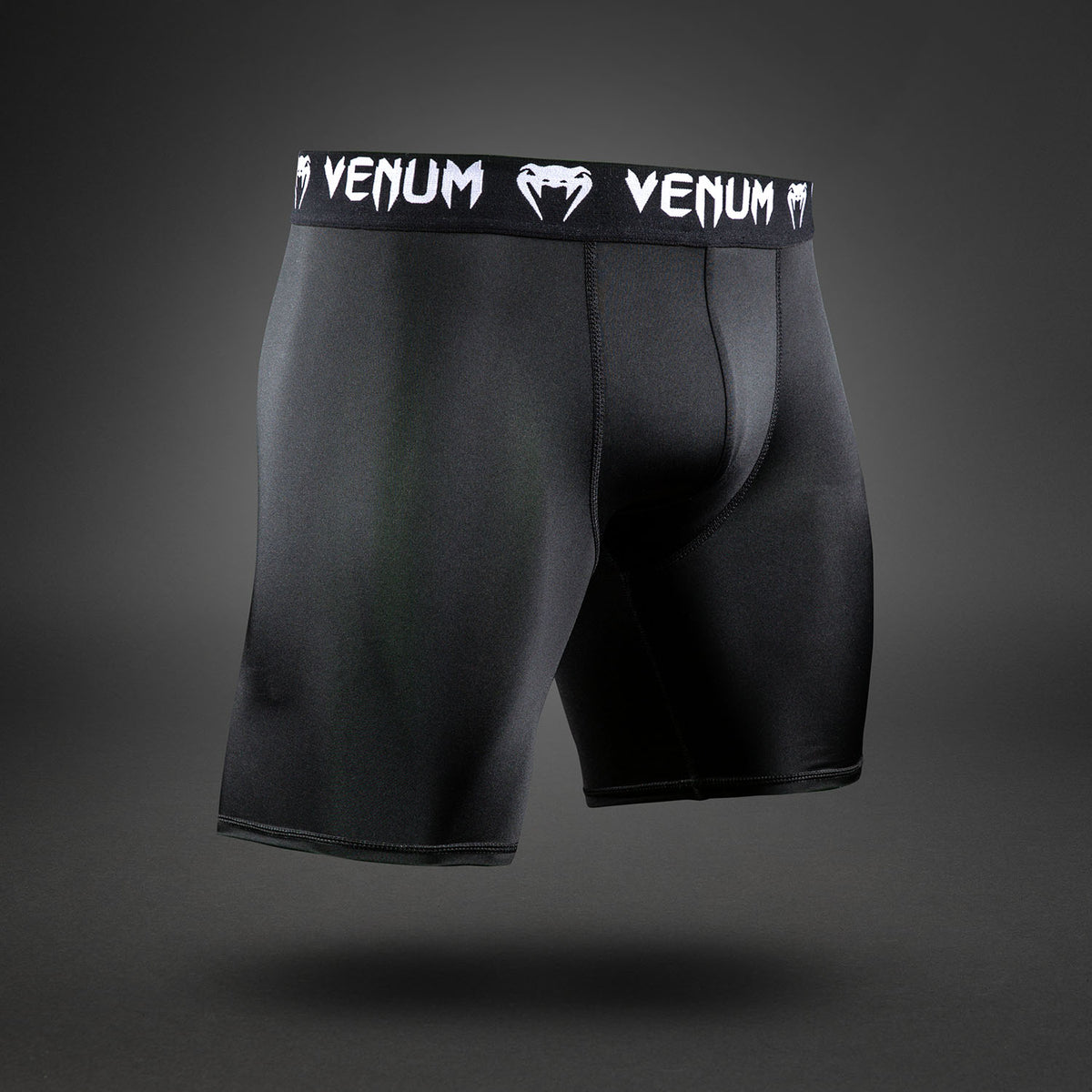 Компрессионные шорты Venum MX - Черный/Белый
