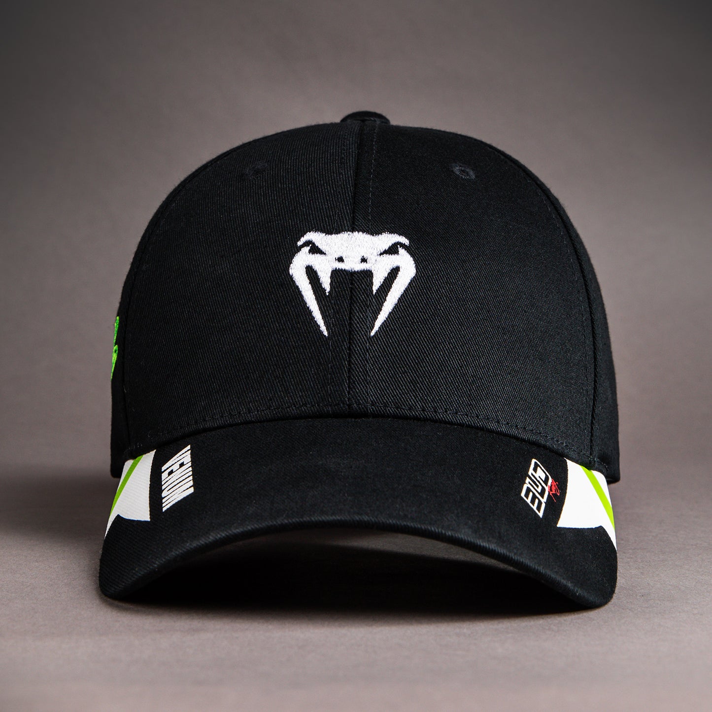 Спортивная кепка Venum x Bud Racing - черный/белый/зеленый лайм