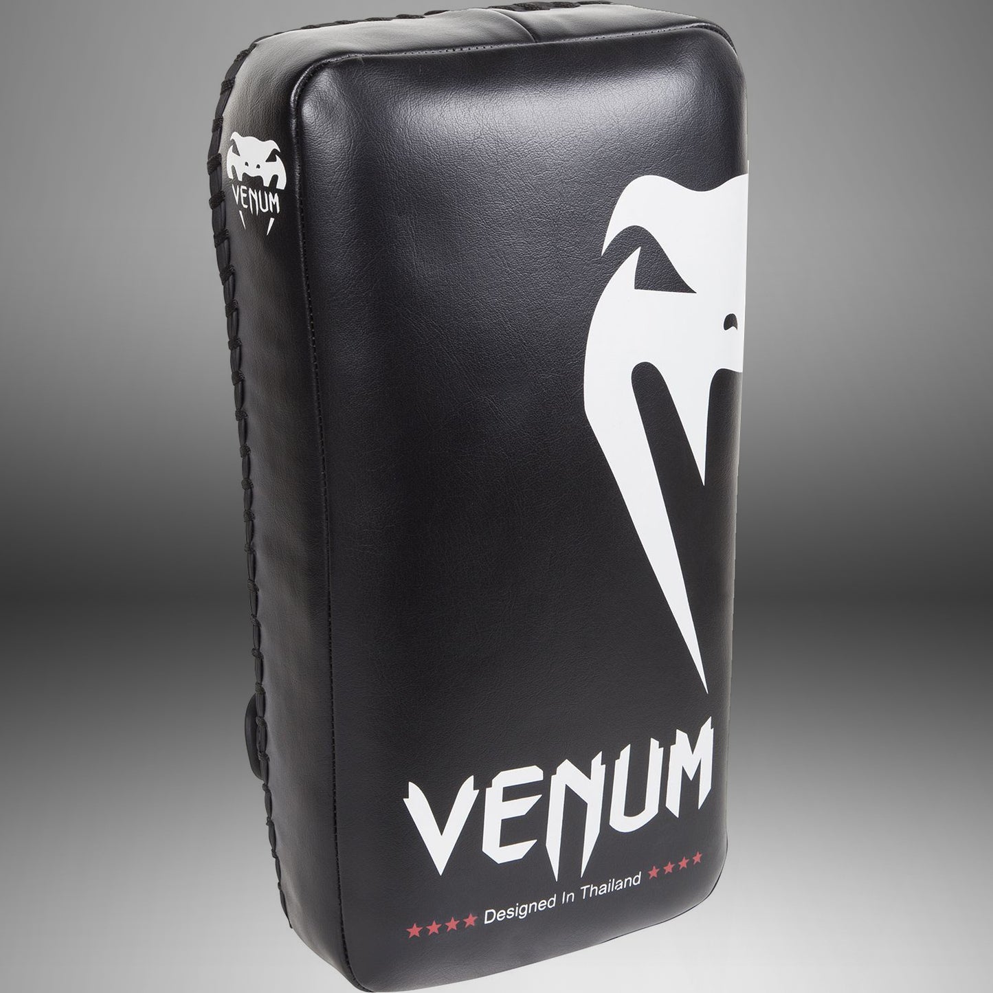 БОКСЕРСКИЕ ЛАПЫ VENUM GIANT - ЧЕРНЫЙ/БЕЛЫЙ ЛЕД (ПАРА)