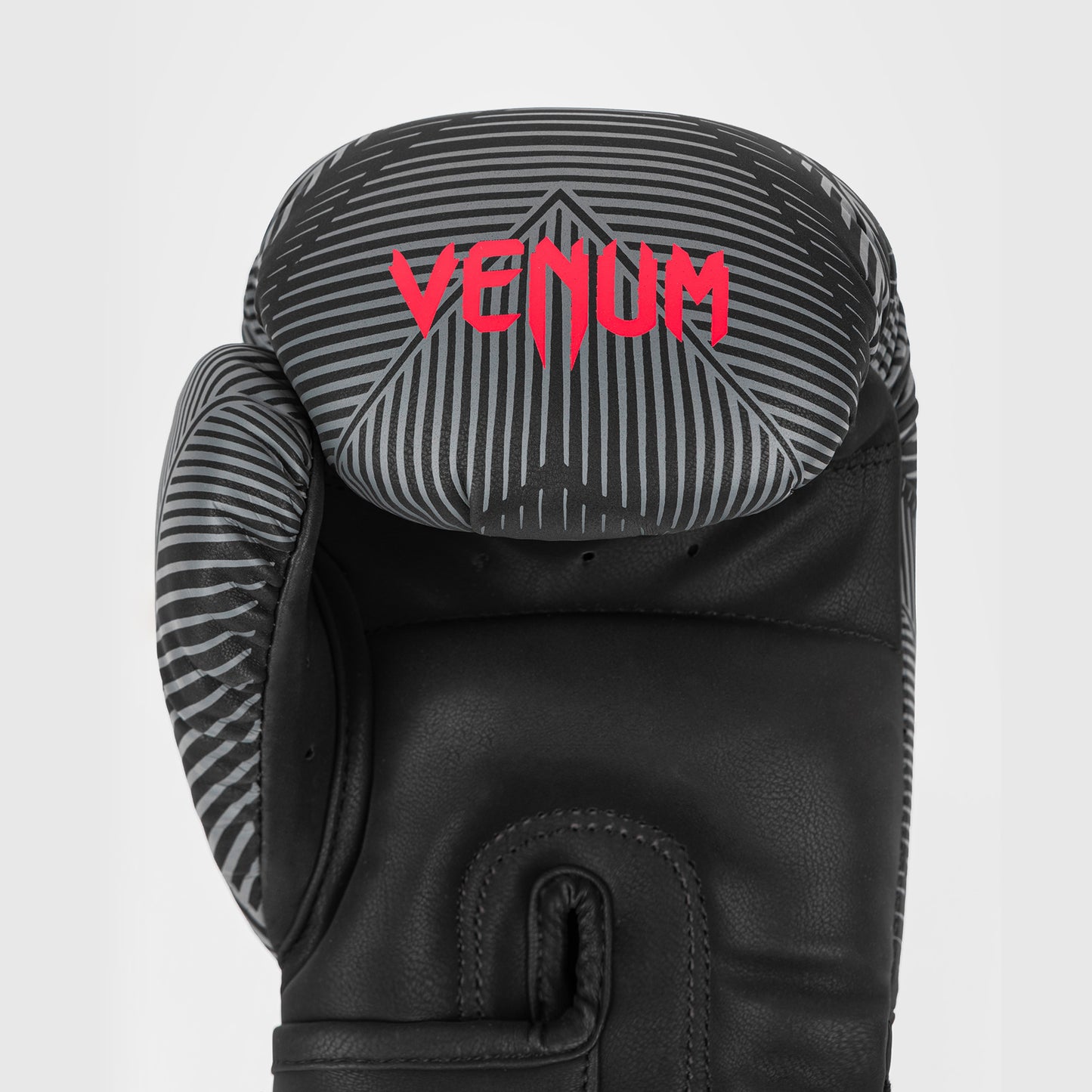 БОКСЕРСКИЕ ПЕРЧАТКИ VENUM PHANTOM - ЧЕРНЫЙ/КРАСНЫЙ