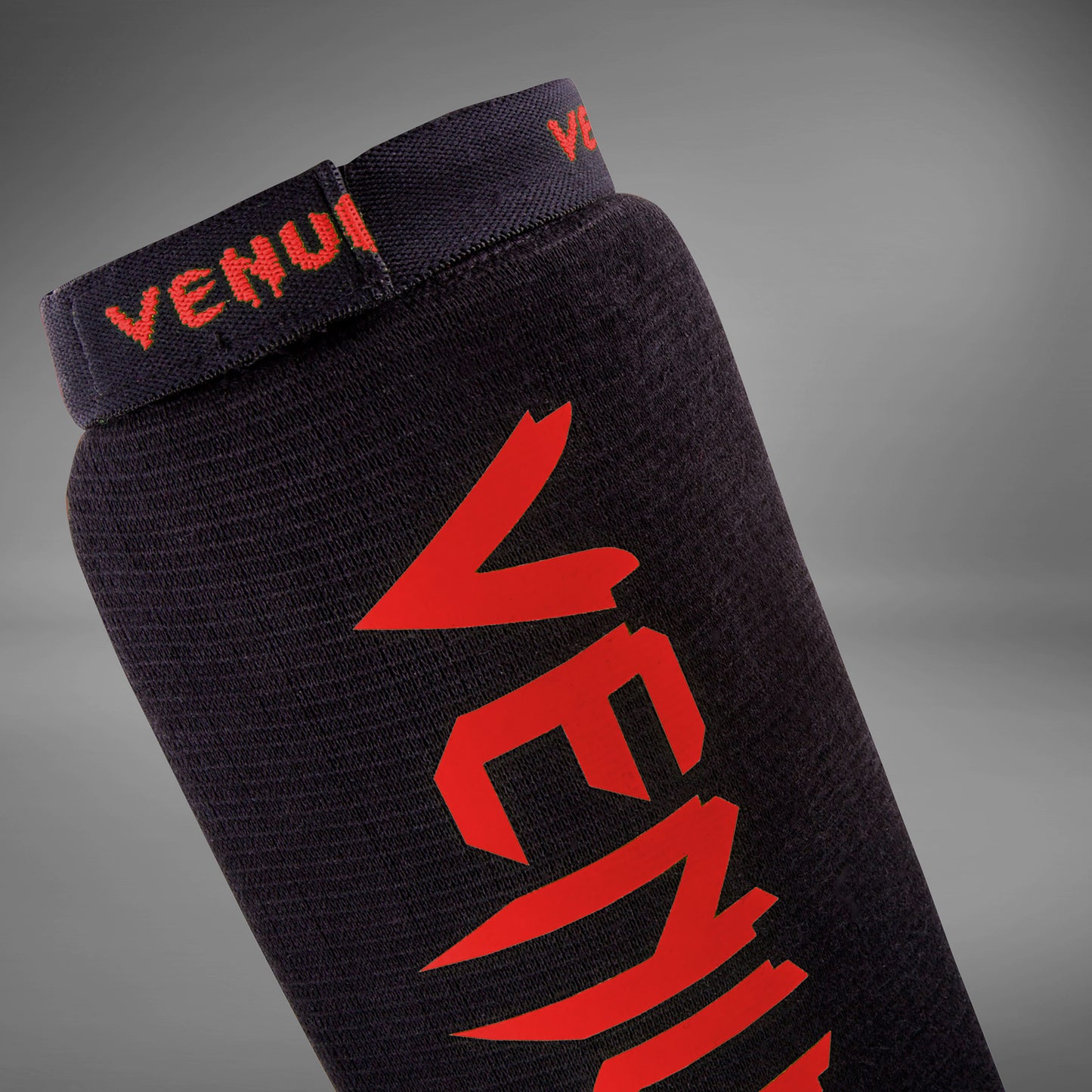 Venum Kontact Защита голени - черный/красный