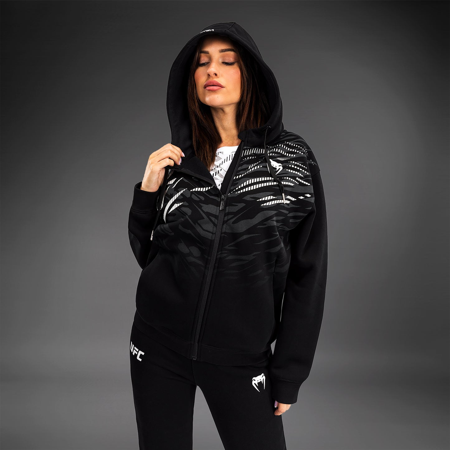 Толстовка UFC Fusion by Venum Replica на молнии для женщин - Black