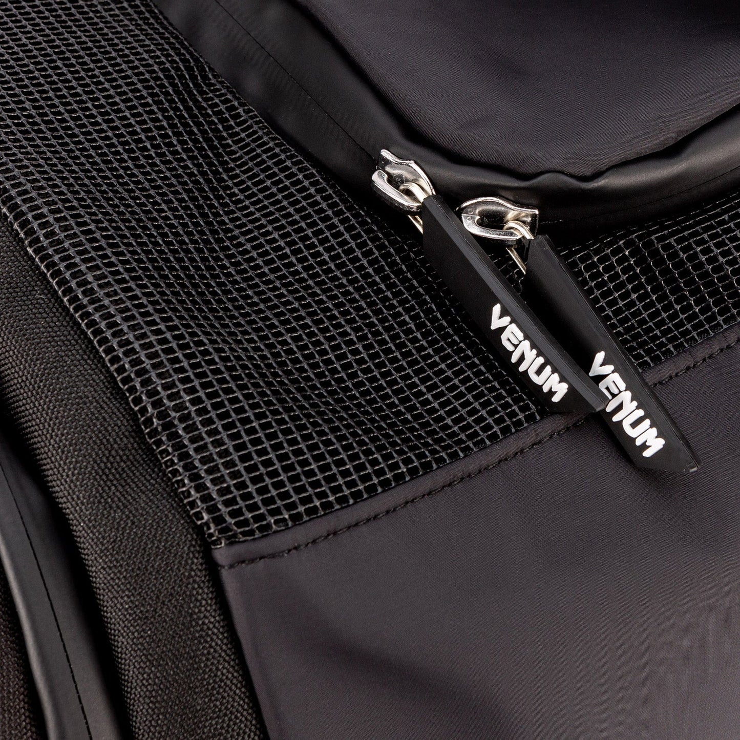 Спортивная сумка Venum Trainer Lite Evo – (48 л)
