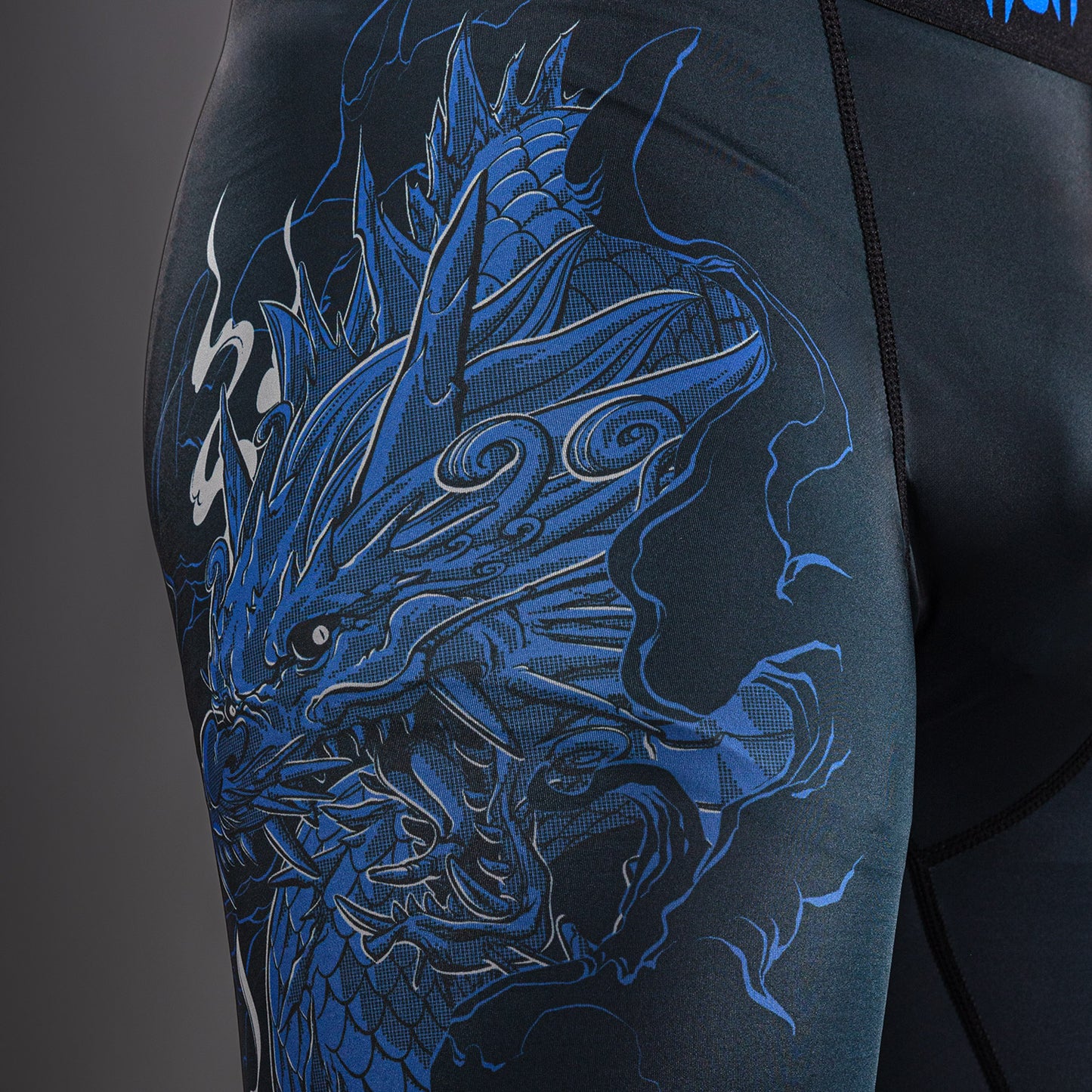 Спатсы Venum Thunder Dragon – Чёрный/Королевский синий