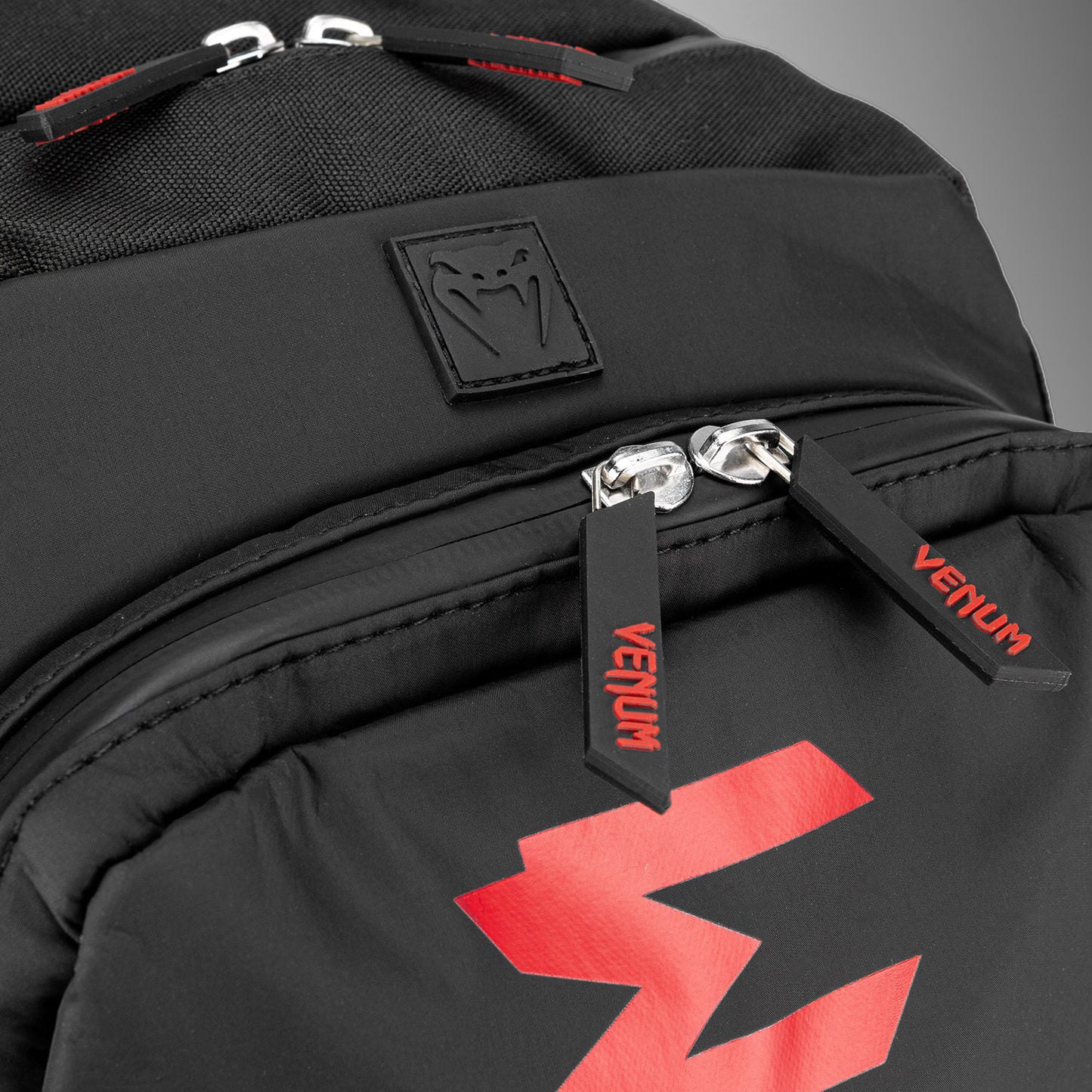 Рюкзак Venum Challenger Pro Evo (20-25 л) – Чёрный/Красный