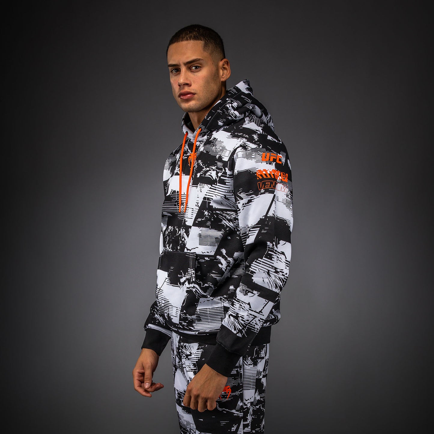 UFC Zenith by Venum Authentic Fight Week Толстовка Мужская - Белый