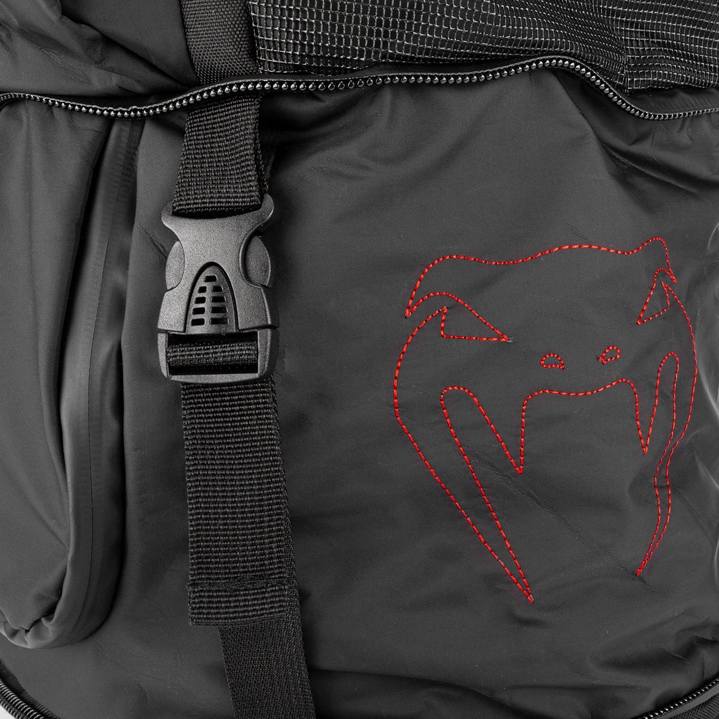 Рюкзак Venum Challenger Xtrem Evo (50-63л) – Чёрный/Красный