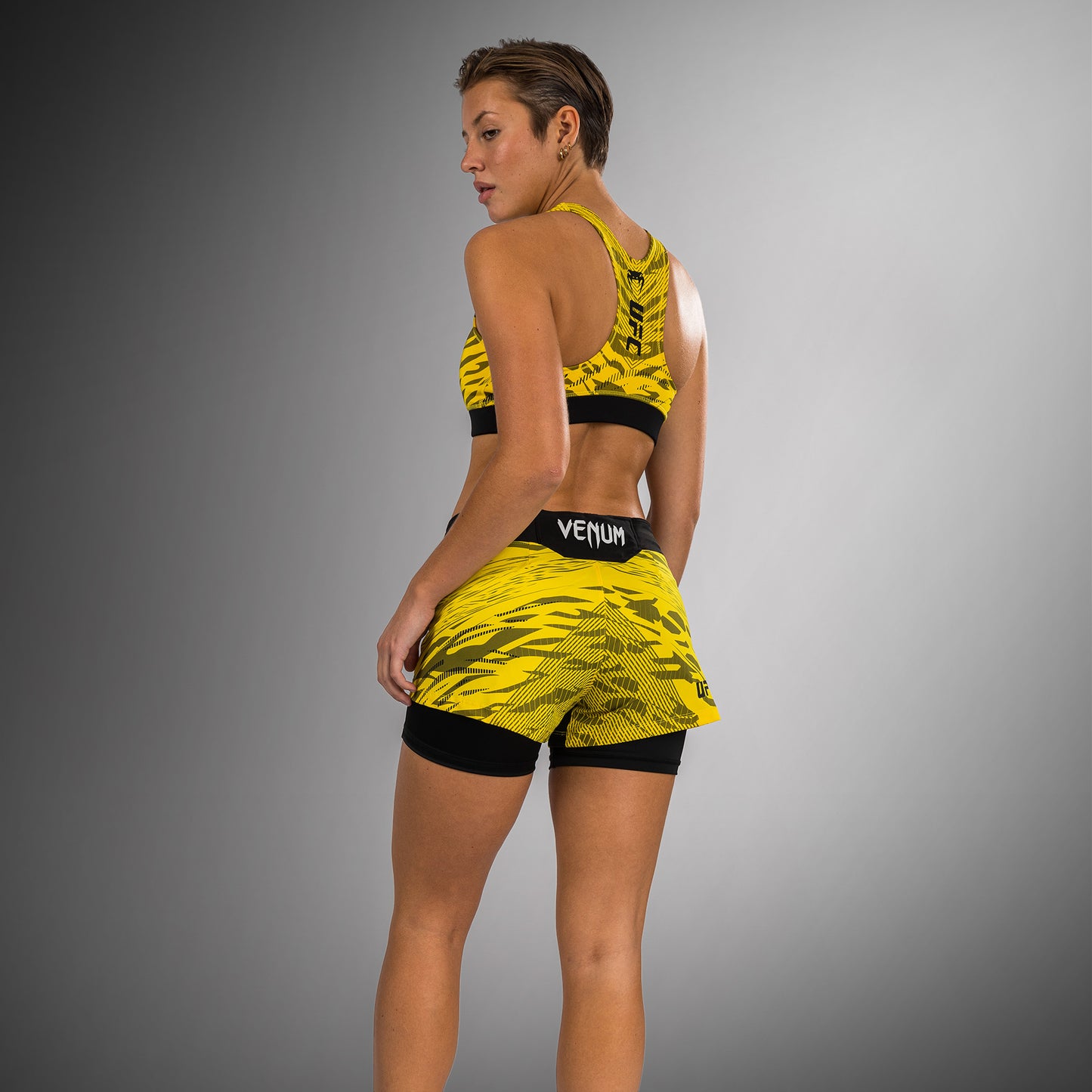 Шорты для борьбы UFC Fusion by Venum Authentic Fight Night для женщин - Yellow