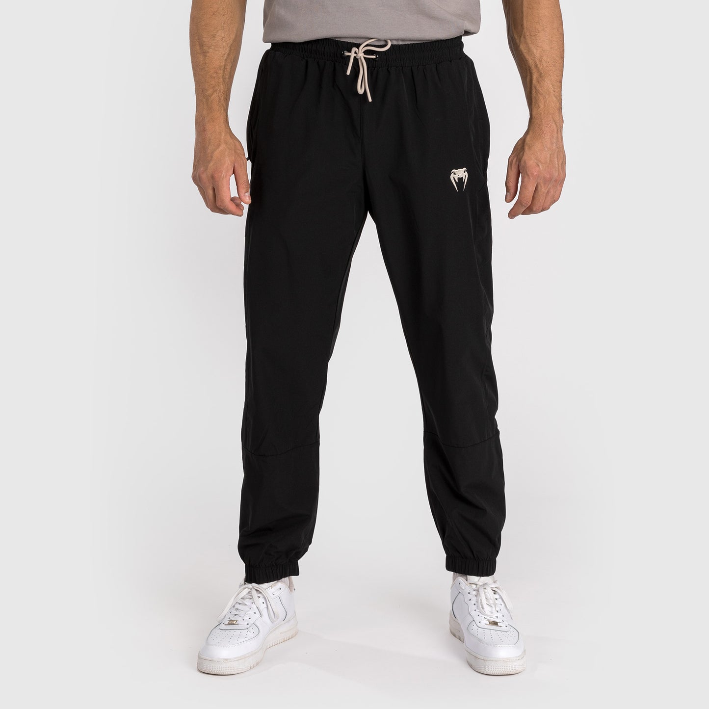 Штаны Venum Attack 90 Tracksuit Pants - черный/белый