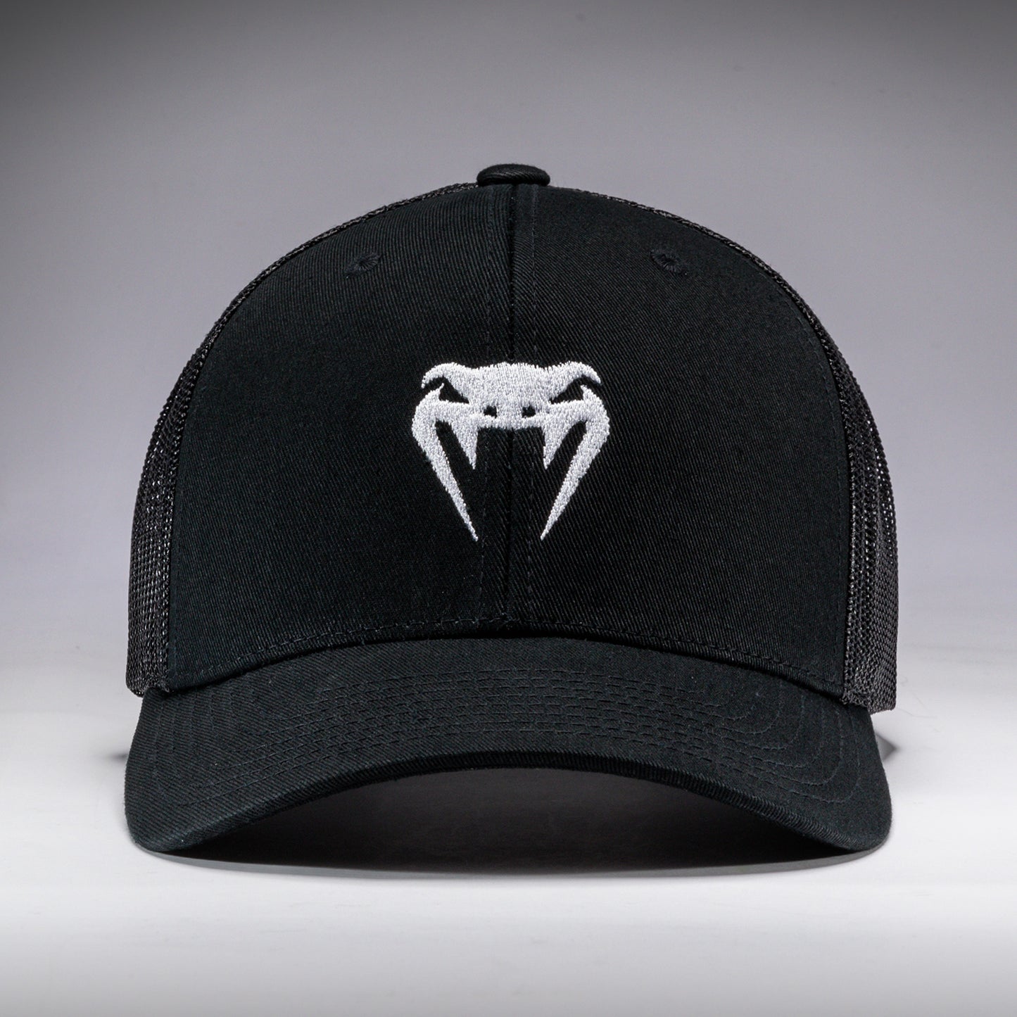Кепка Venum Trucker Cap - черный