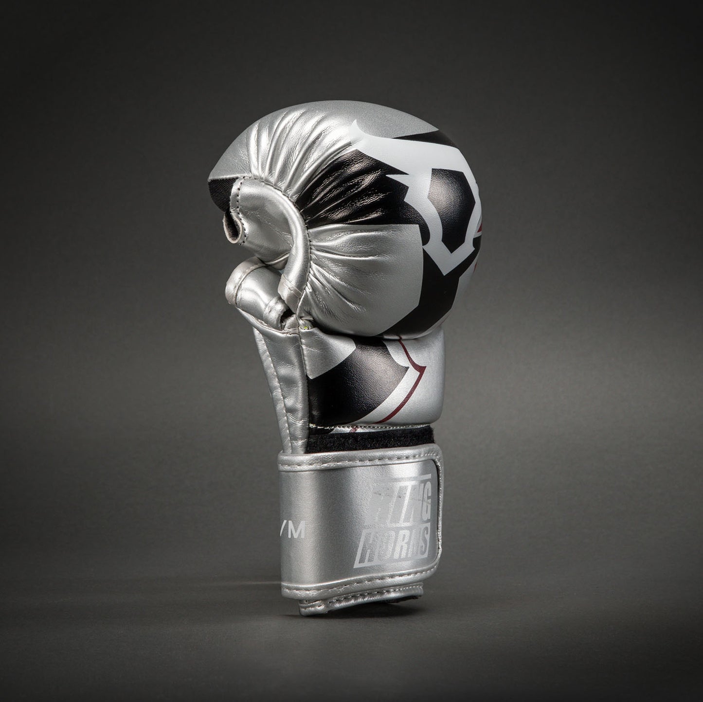 Перчатки для спарринга MMA Ringhorns Charger by Venum – Серебряный/Чёрный