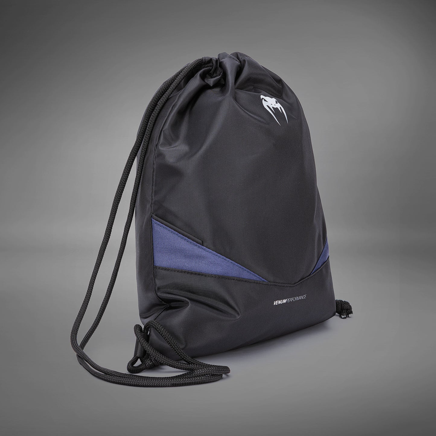 Спортивная сумка Venum Evo 2 (15-20 л) – Чёрный/Синий