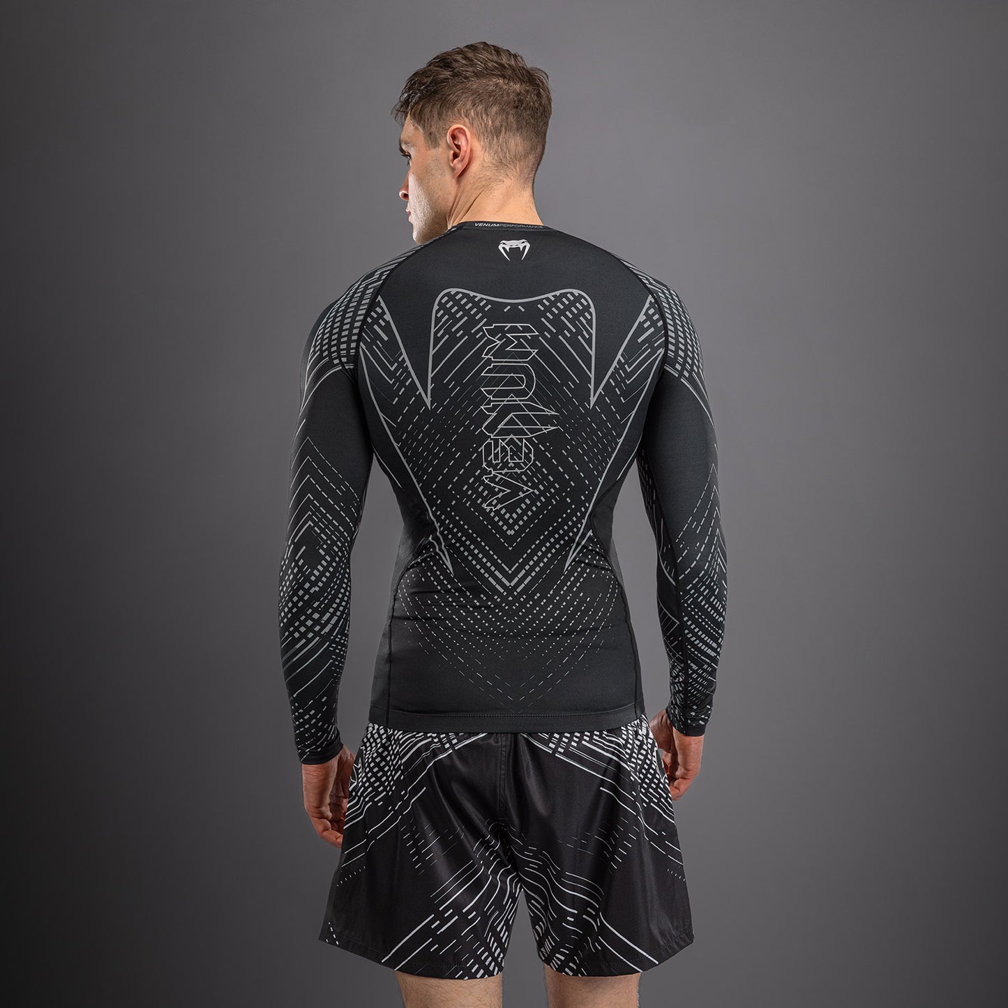 Рашгард с длинным рукавом Venum Midnight Fury – Чёрный/Серый/Серебристый
