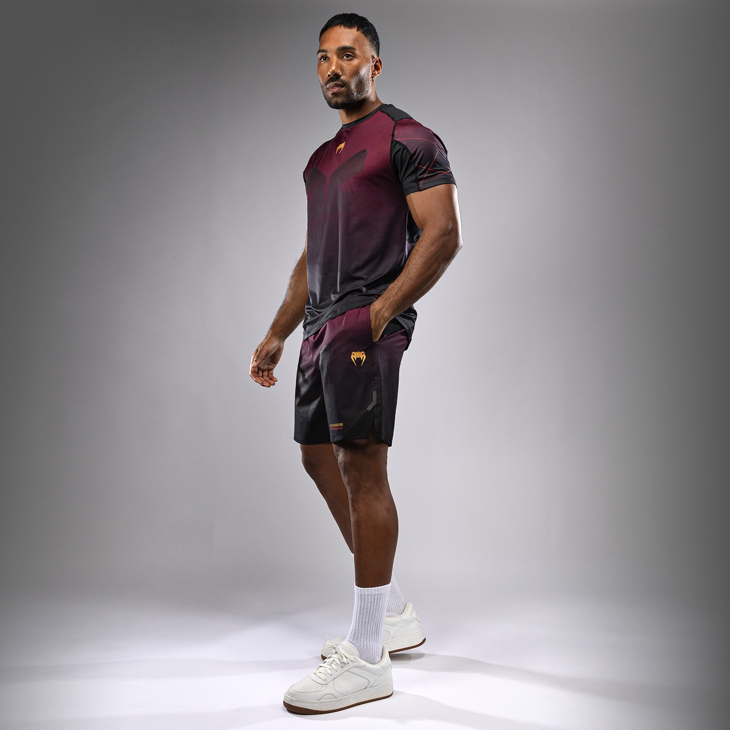 Venum Tactical XT Мужская футболка Dry Tech T-Shirt - черный/бордовый/золотой