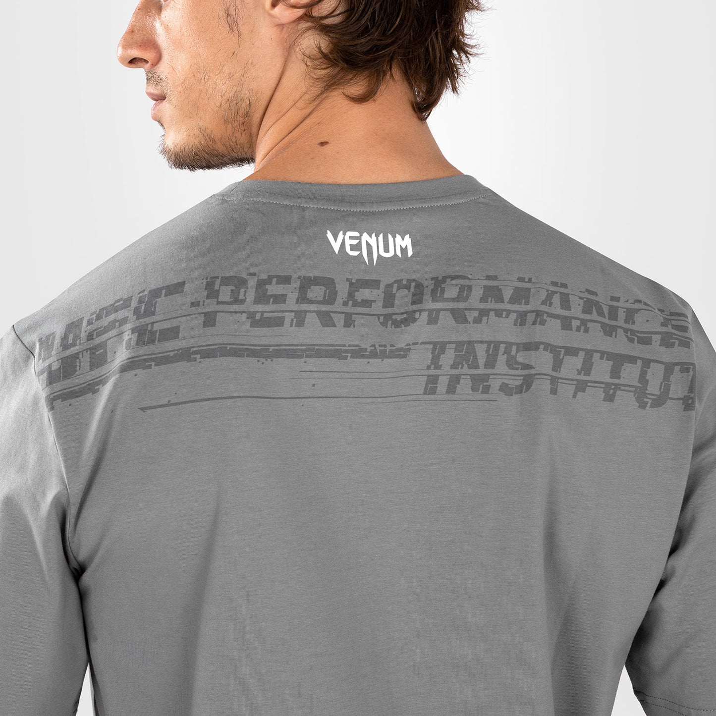 UFC Venum Performance Institute 2.0  Мужская футболка - серый