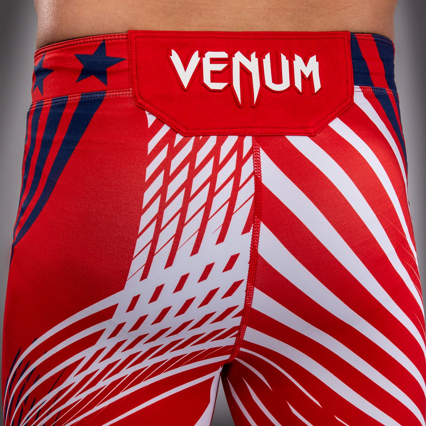 Official UFC Freedom 250 by Venum Authentic Fight Night Шорты Vale Tudo для мужчин - Красный