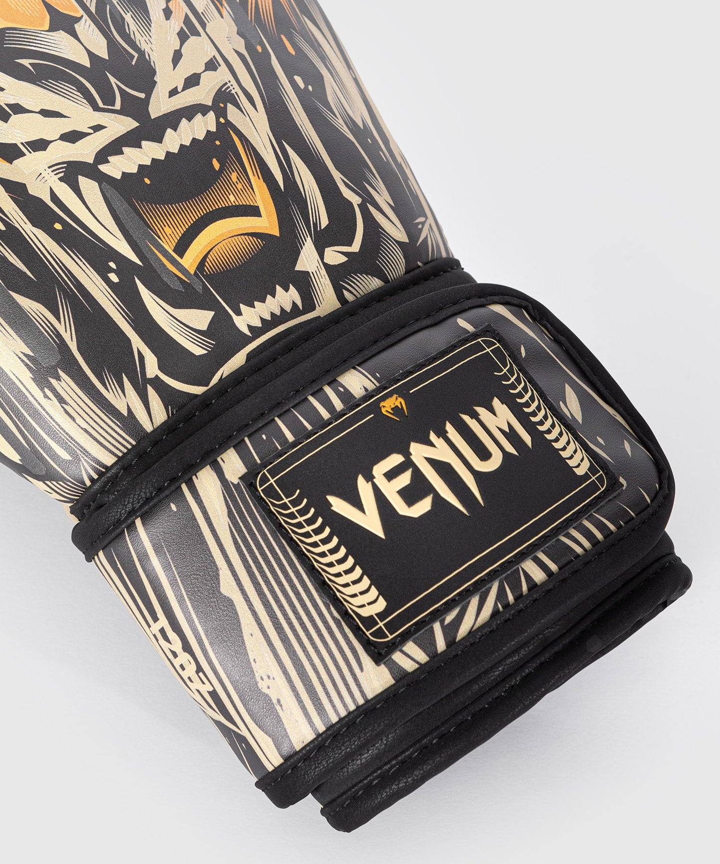Боксерские перчатки Venum Tiger - Черный / Неоновый оранжевый