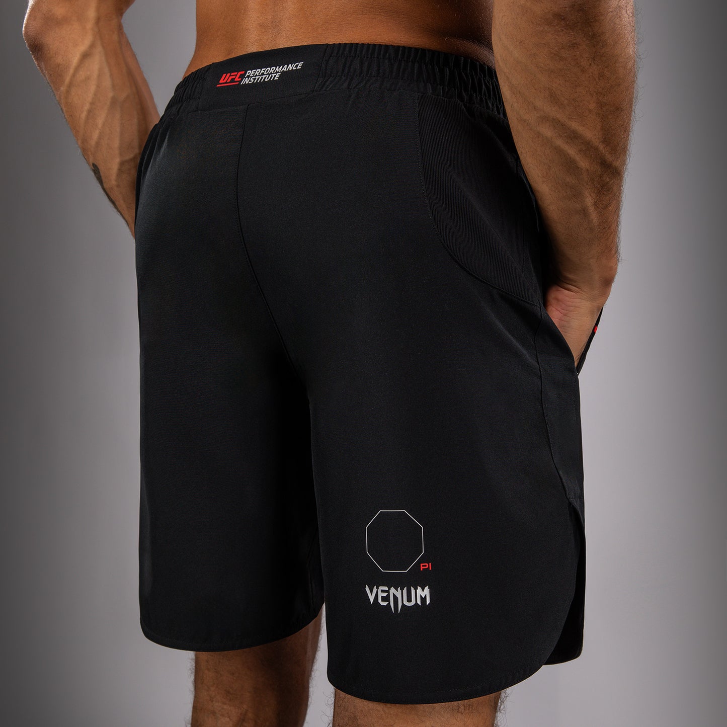 Тренировочные шорты Venum UFC PI 3.0 – Чёрный