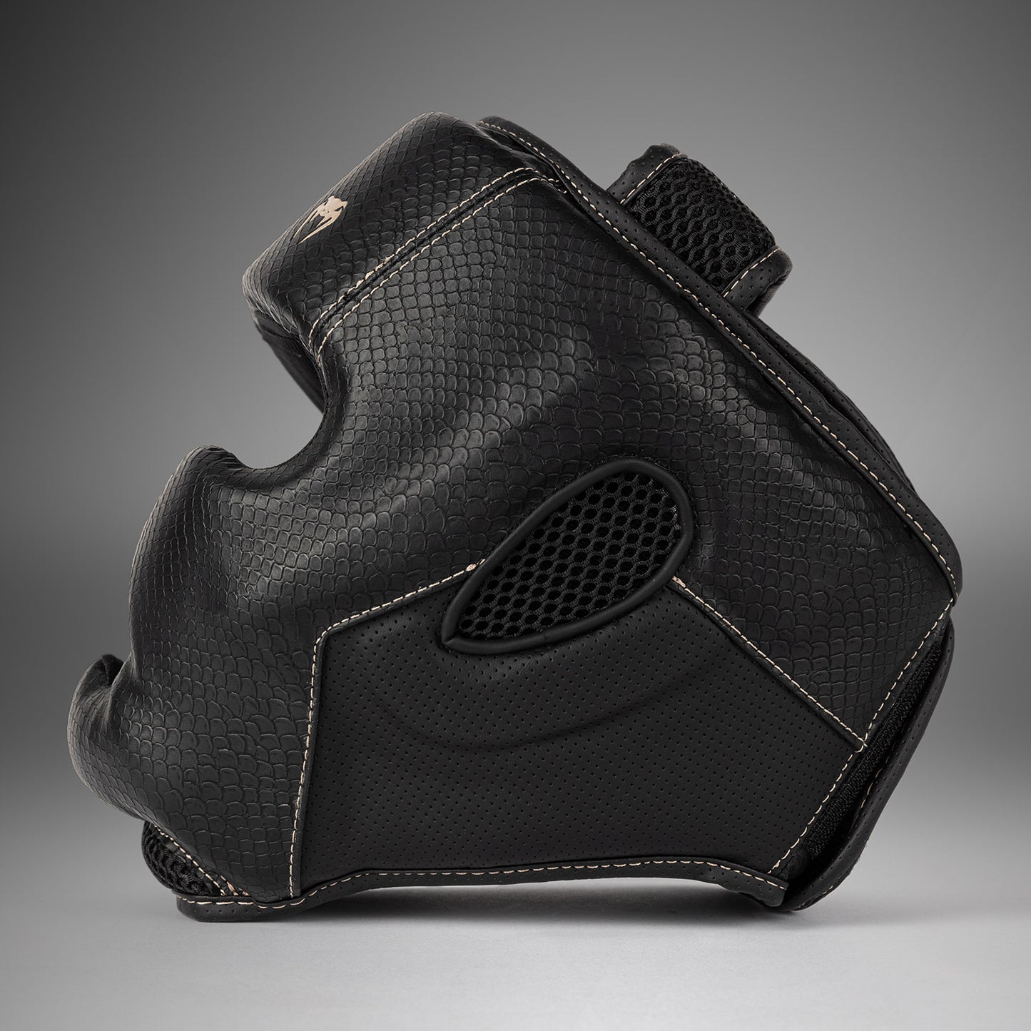 защитный шлем Venum Impact Evo Scales – Чёрный