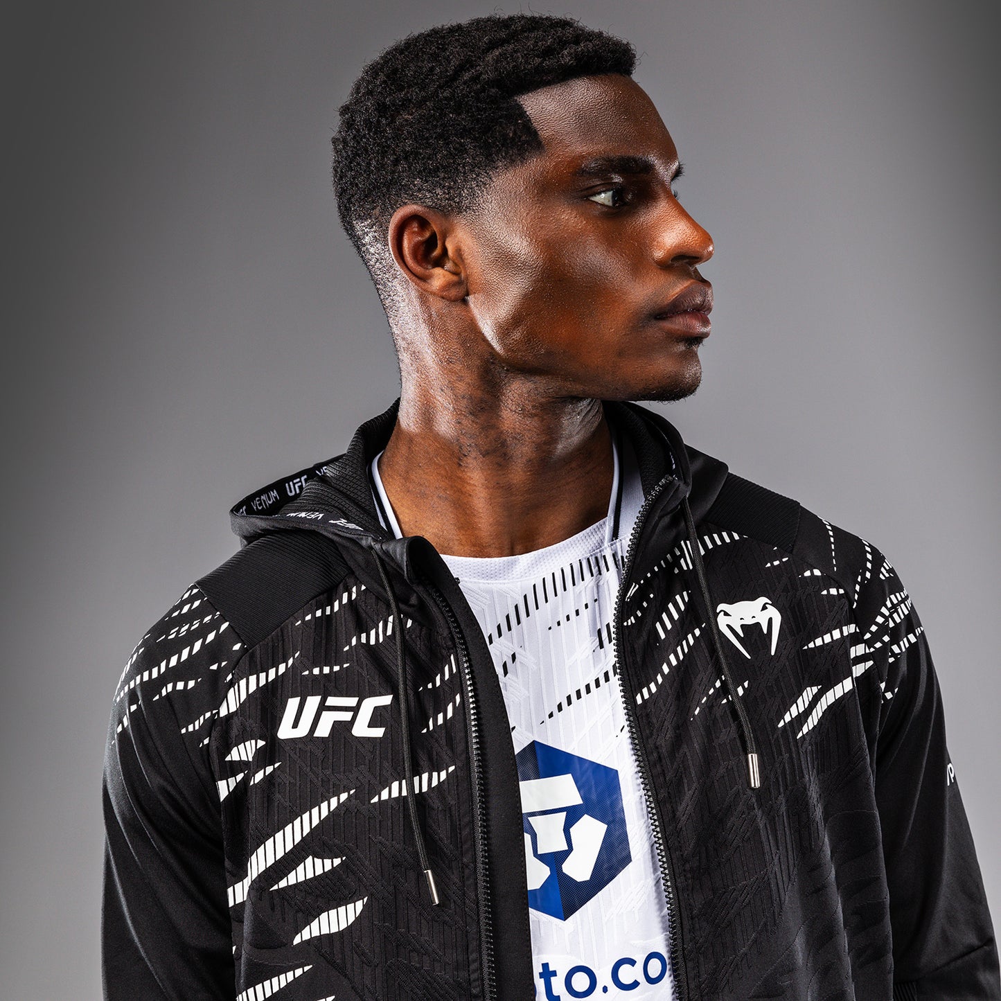 Толстовка UFC Fusion by Venum Authentic Fight Night с капюшоном для мужчин - Black