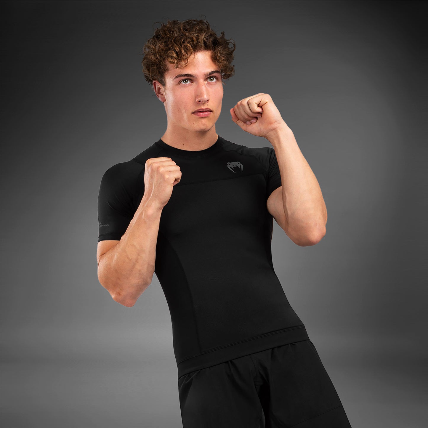 Короткий рукав для рашгарда Venum G-Fit Air - черный