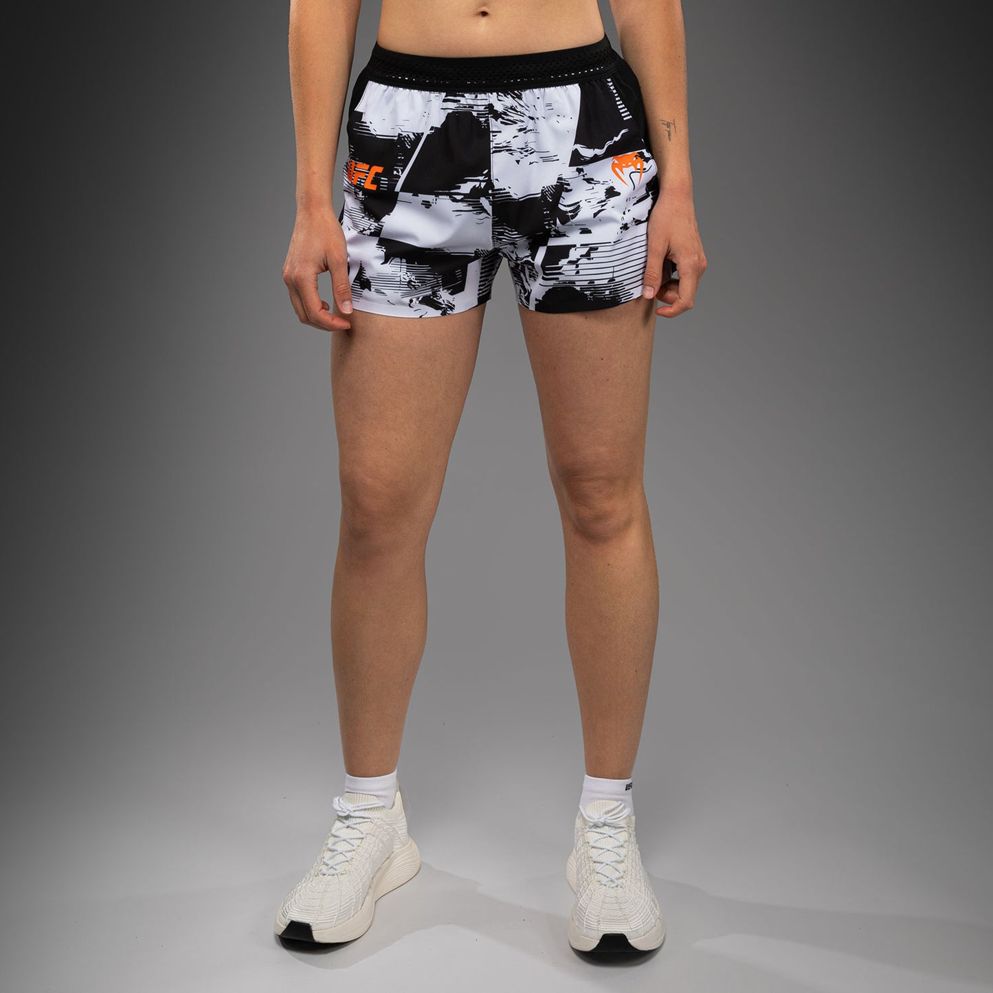 Женские шорты Performance Venum UFC Zenith Authentic Fight Week – Белый