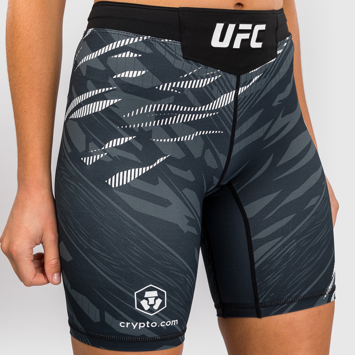 Шорты Vale Tudo UFC Fusion by Venum Authentic Fight Night для женщин - Длинный крой - Black
