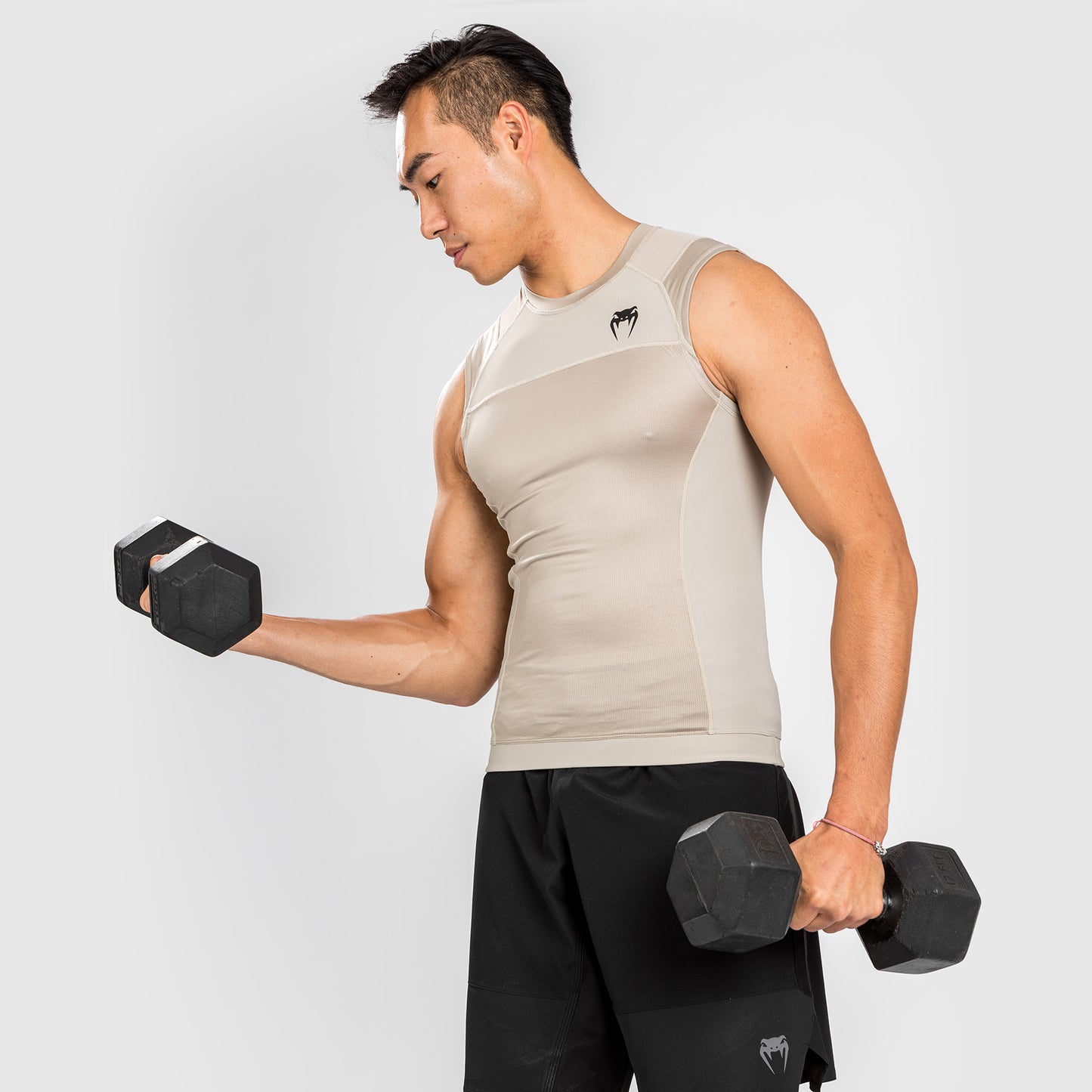 Рашгард Venum G-Fit Air без рукавов - песочный