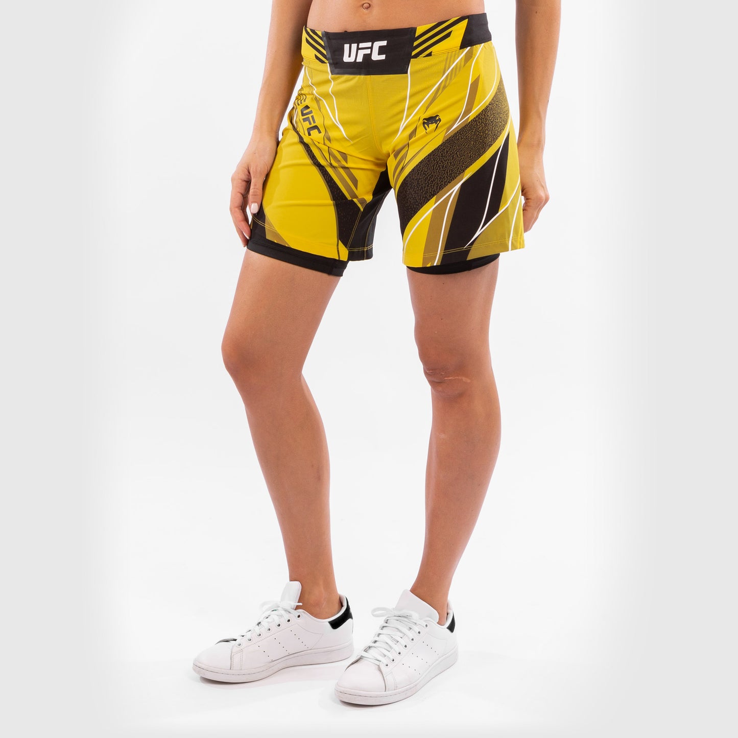 ЖЕНСКИЕ ШОРТЫ UFC VENUM FIGHT NIGHT – УДЛИНЕННЫЙ КРОЙ - Жёлтый