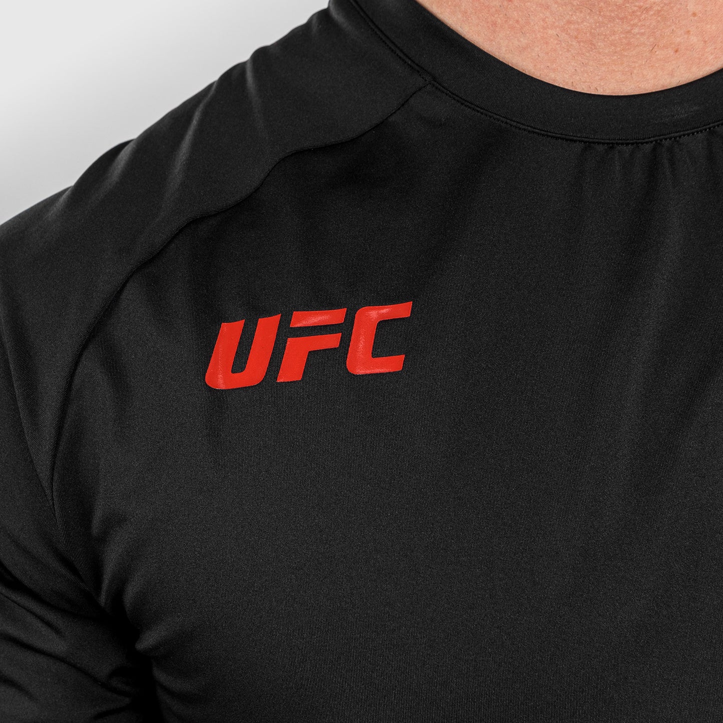 UFC Adrenaline by Venum Fight Week Мужская футболка Dry-tech - черный