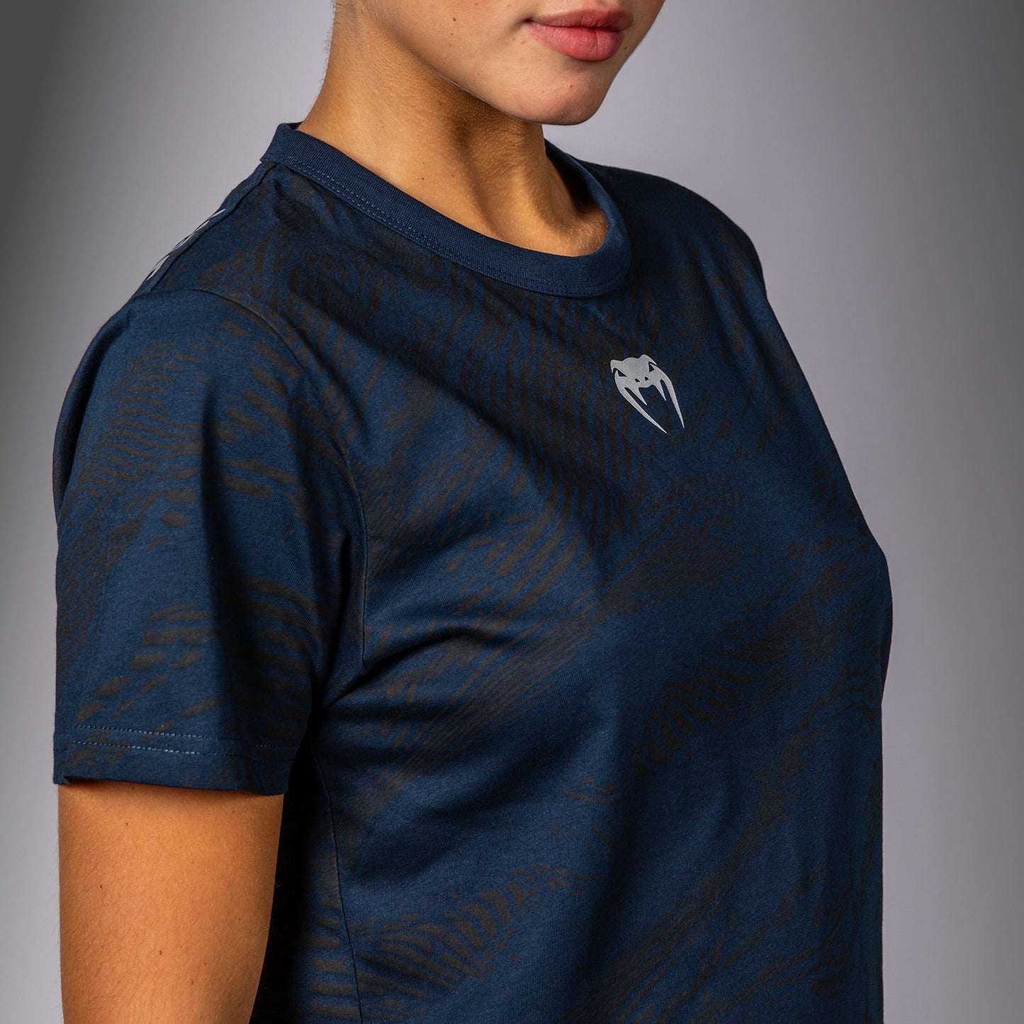 Футболка UFC Fusion by Venum Fight Week с коротким рукавом для женщин - Oceanic Blue