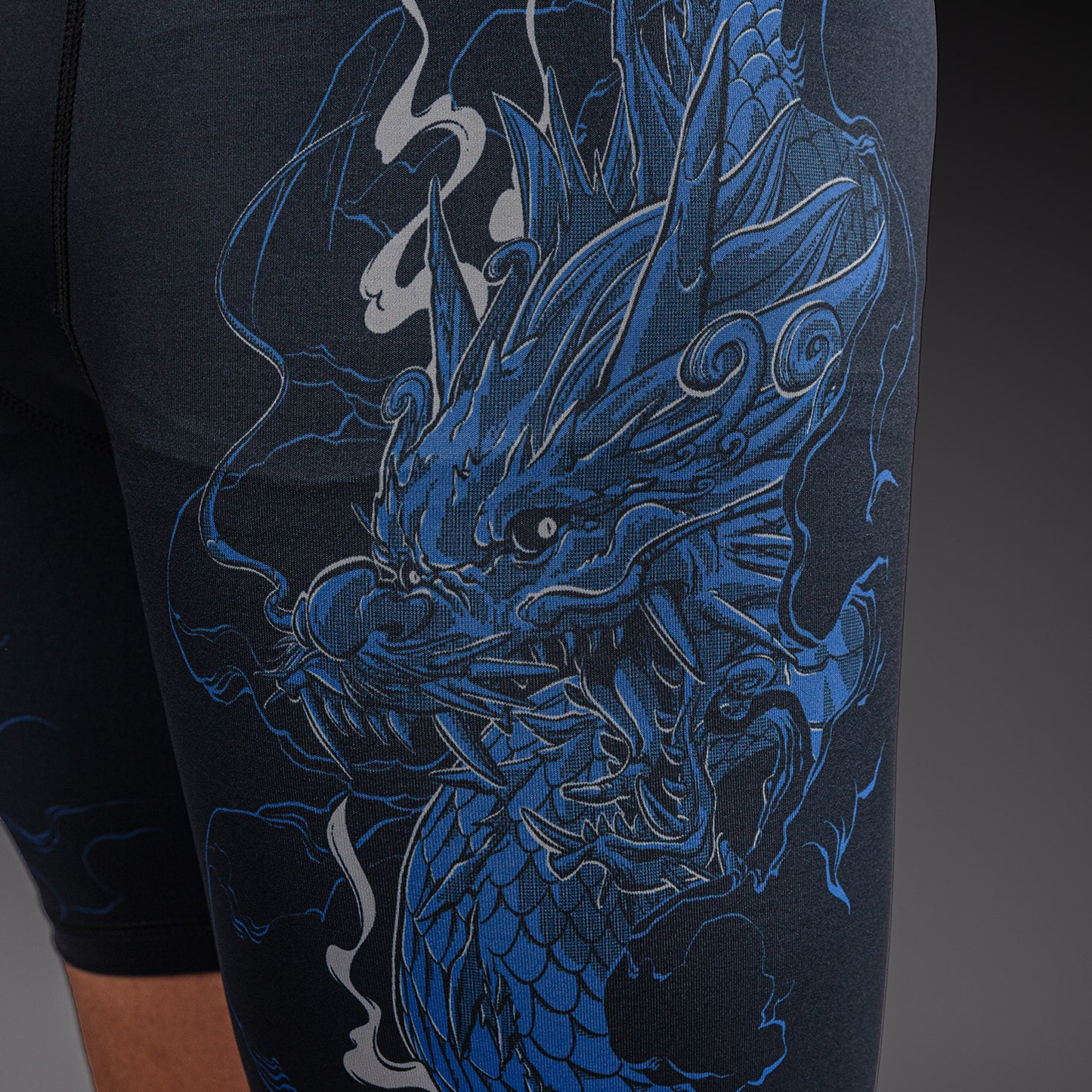 Компрессионные шорты Venum Thunder Dragon – Чёрный/Королевский синий