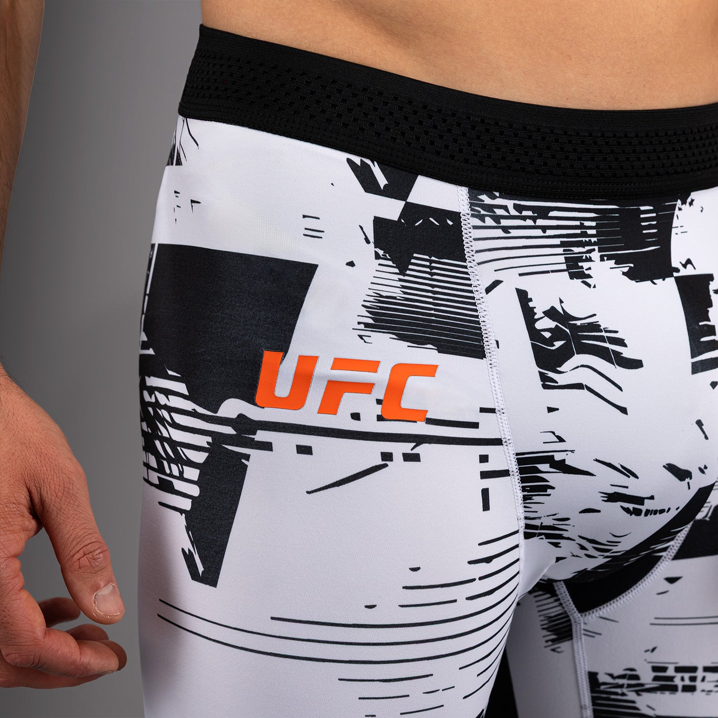 UFC Zenith by Venum Authentic Fight Week Шорты Vale Tudo Performance Мужские - Белый