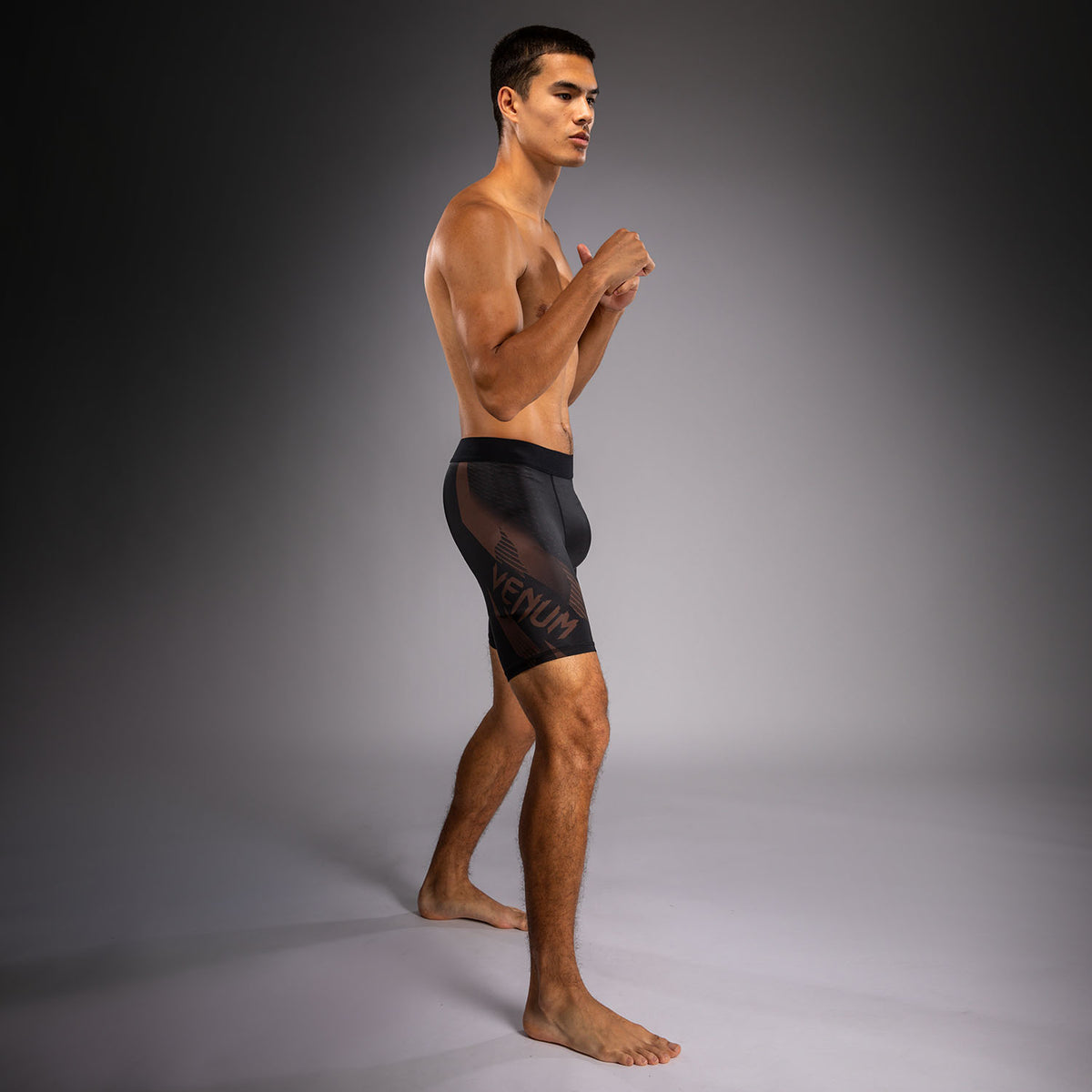 Компрессионные шорты Venum No-Gi 6.0 Vale Tudo - Чёрный/Коричневый