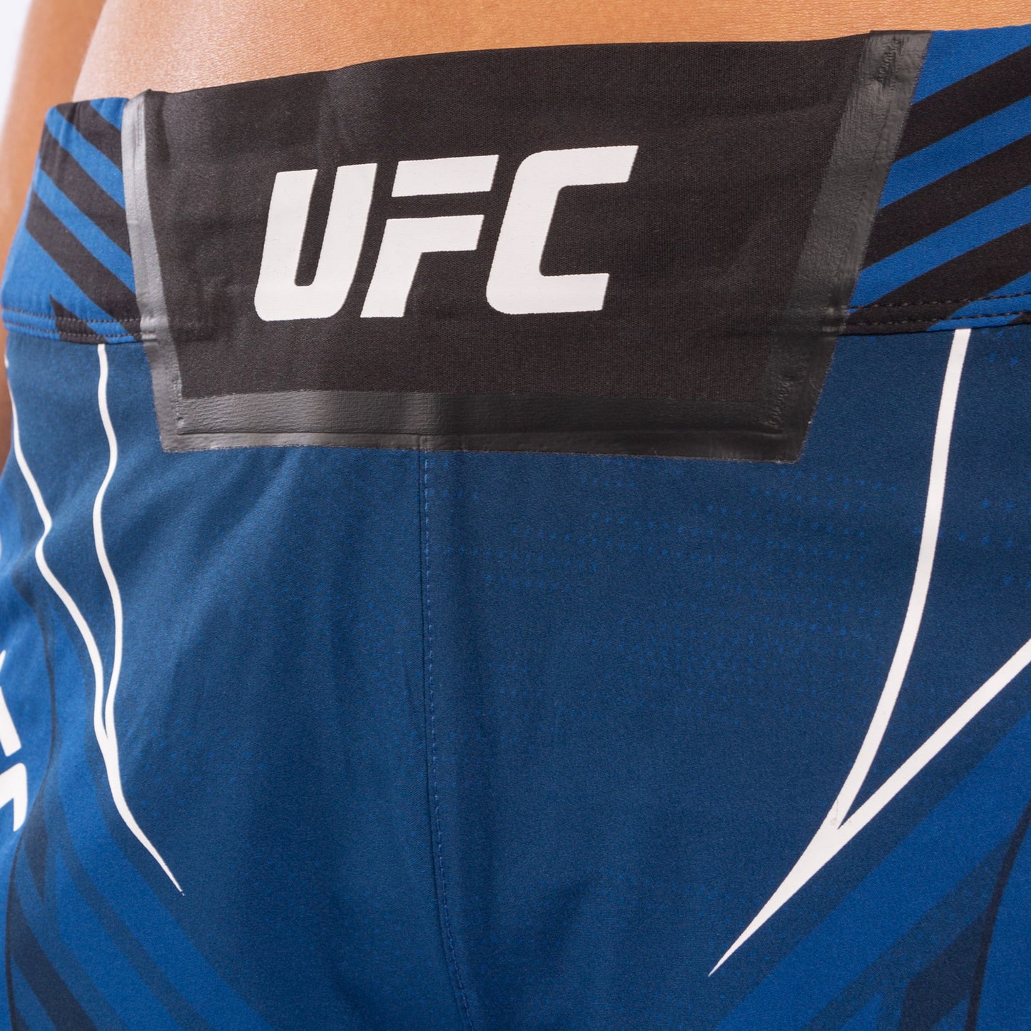 ЖЕНСКИЕ ШОРТЫ UFC VENUM FIGHT NIGHT – УКОРОЧЕННЫЙ КРОЙ - Синий