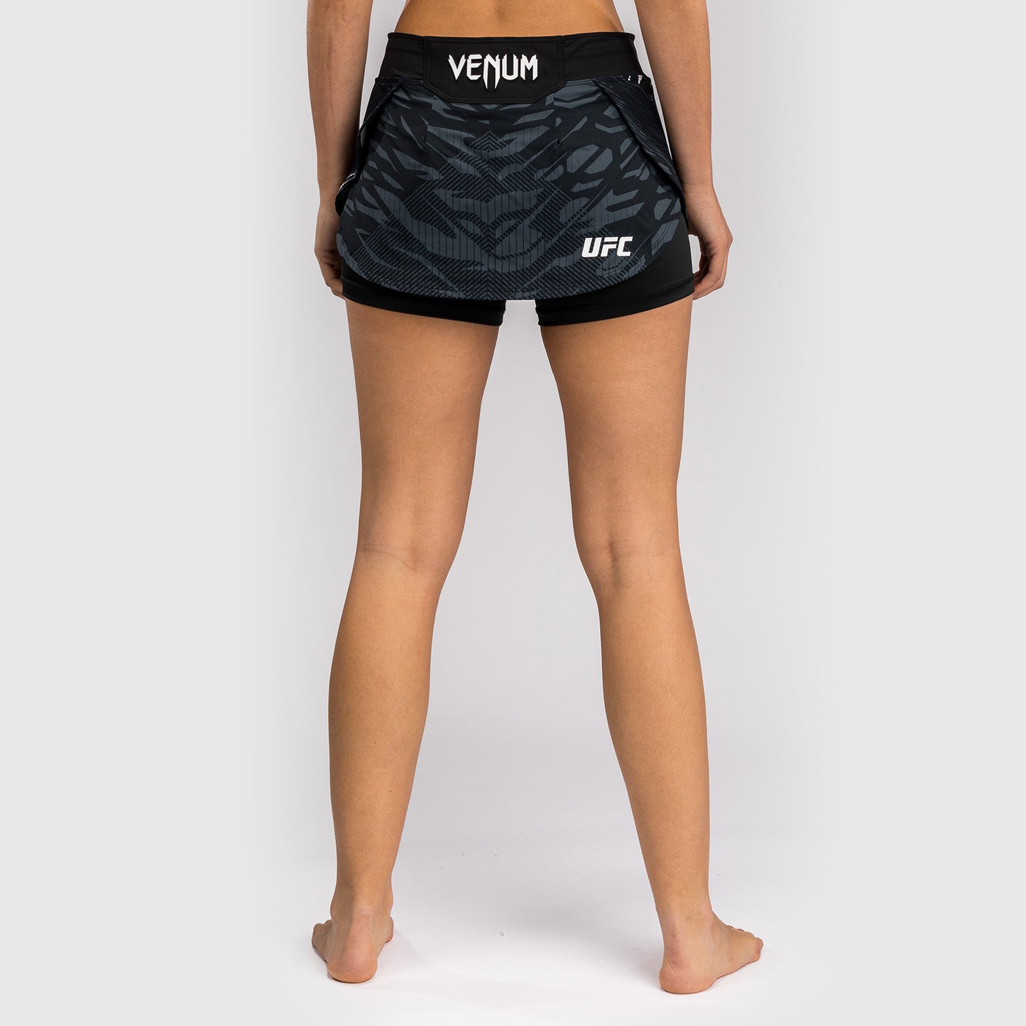 Женские шорты UFC Fusion by Venum Authentic Fight Night - Черный