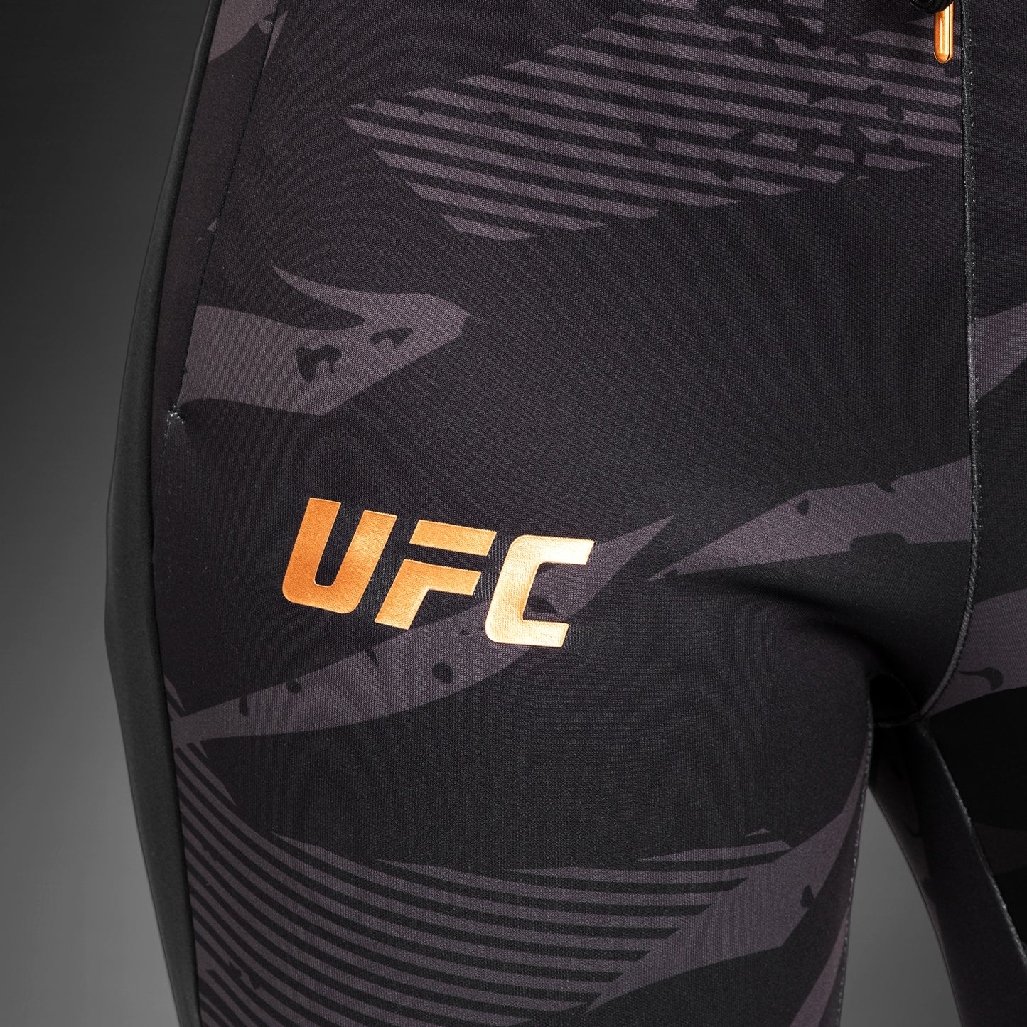 Женские Брюки UFC Adrenaline By Venum Fight Week - Urban Camo