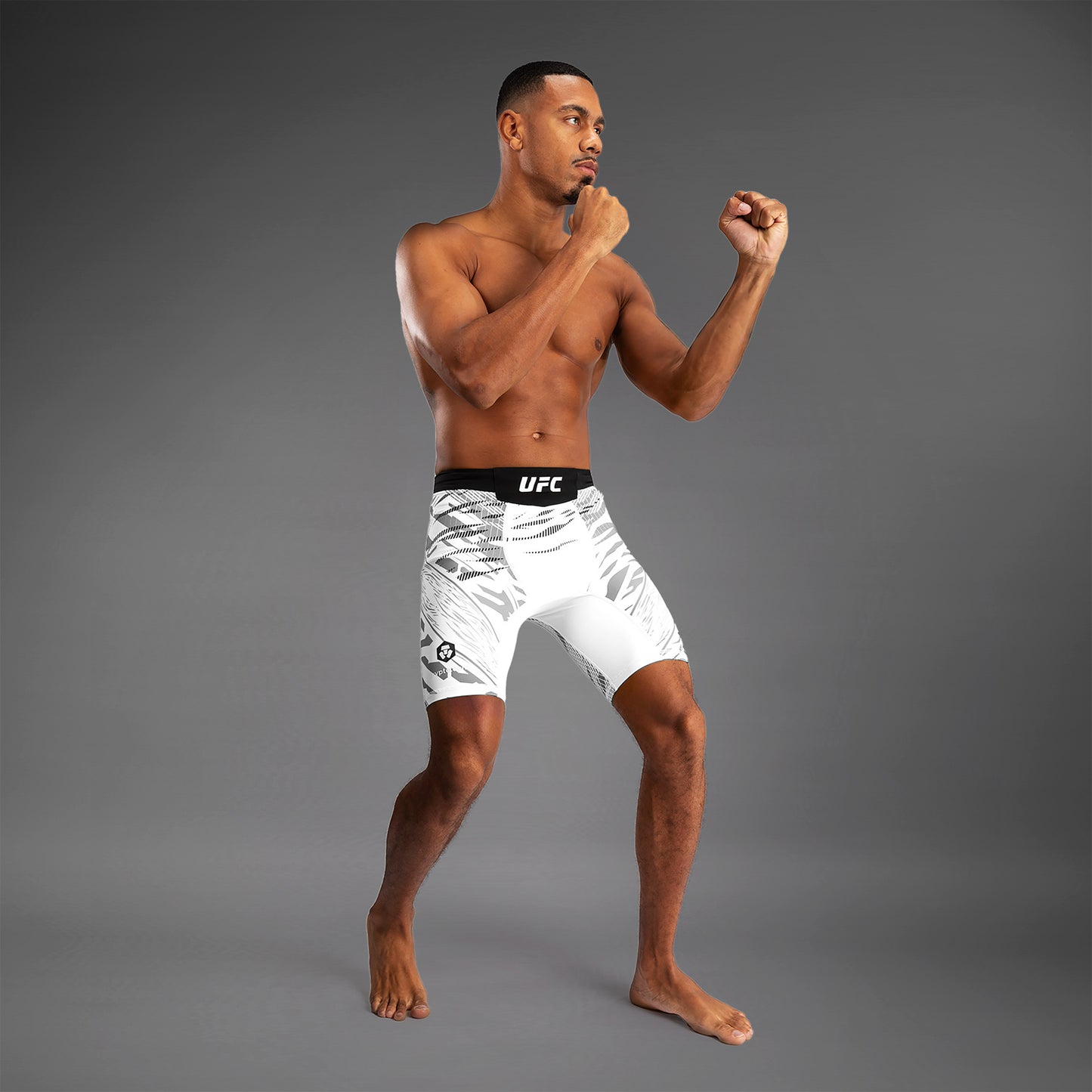 Шорты Vale Tudo UFC Fusion by Venum Authentic Fight Night для мужчин - White