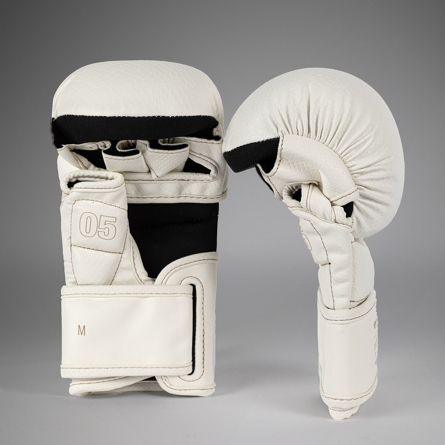Перчатки для спарринга MMA Venum Impact Evo Scales – Слоновая кость