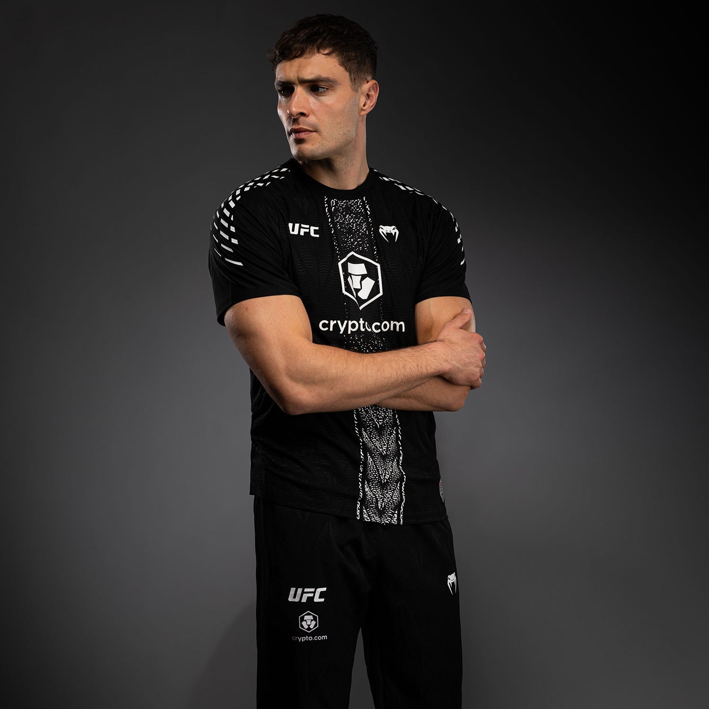 Официальная выходная футболка UFC Zenith by Venum Authentic Fight Night Мужская - Чёрный