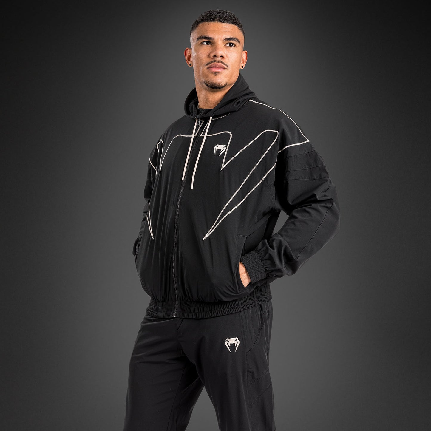 Куртка Venum Attack 90 Tracksuit Jacket - черный/белый